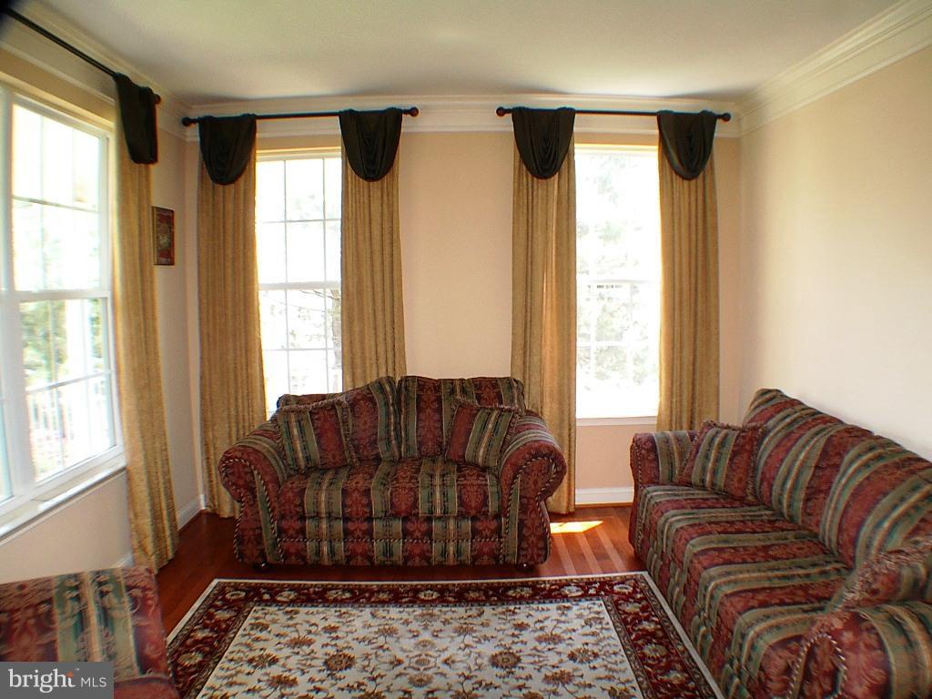FIELDSTONE - Residential