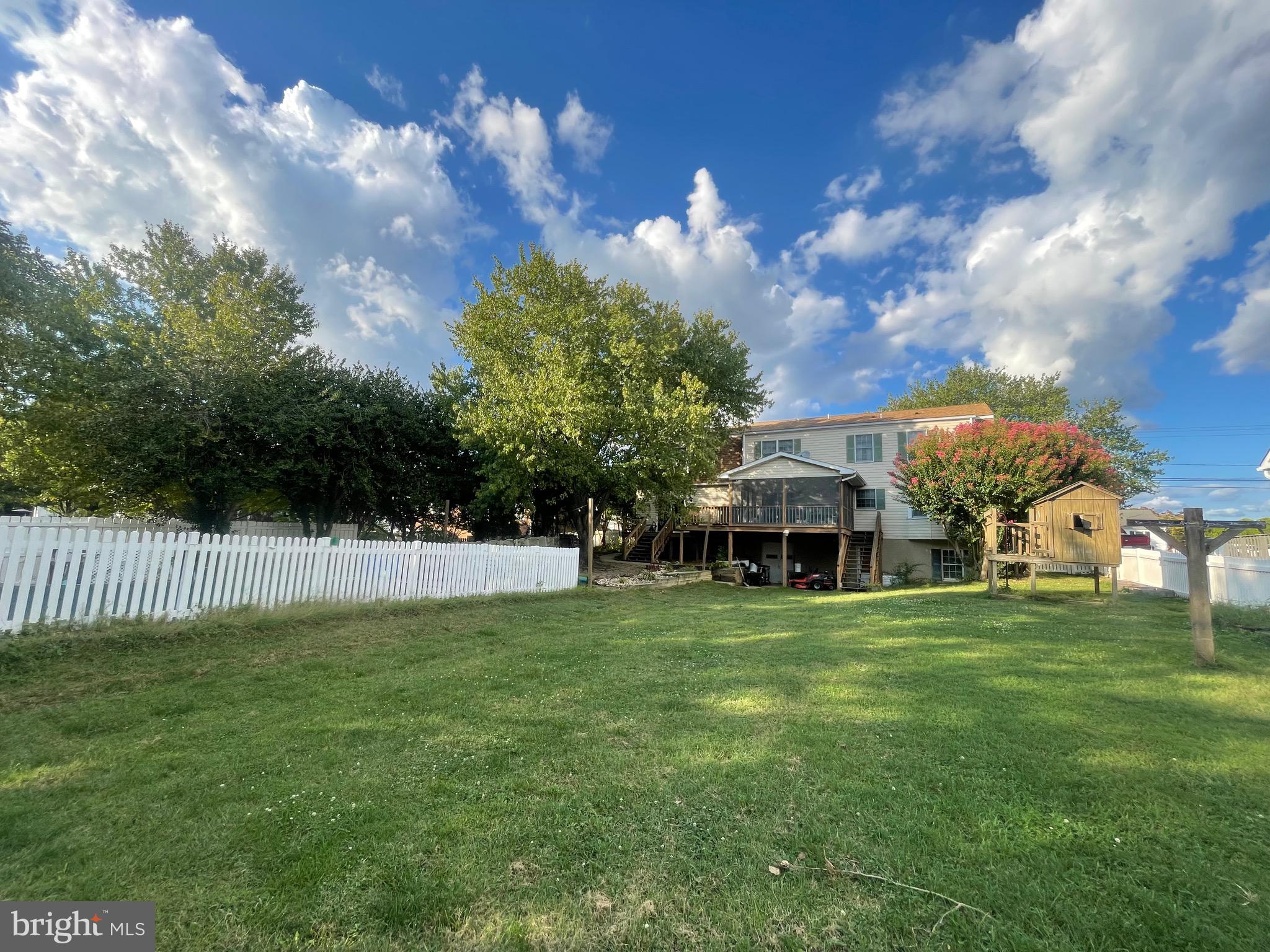 CENTREVILLE VILLAGE - Residential