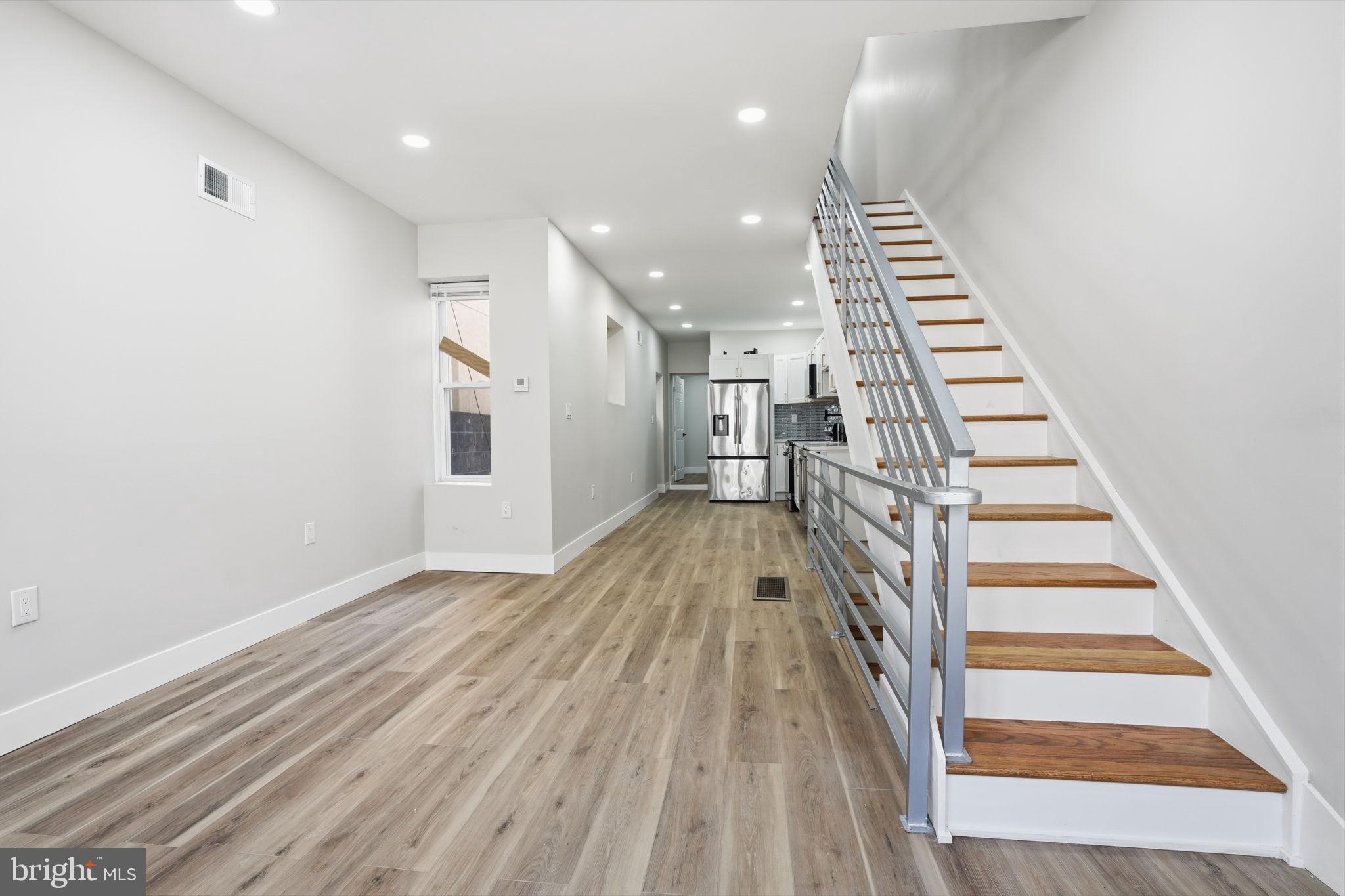 WHITMAN - Residential