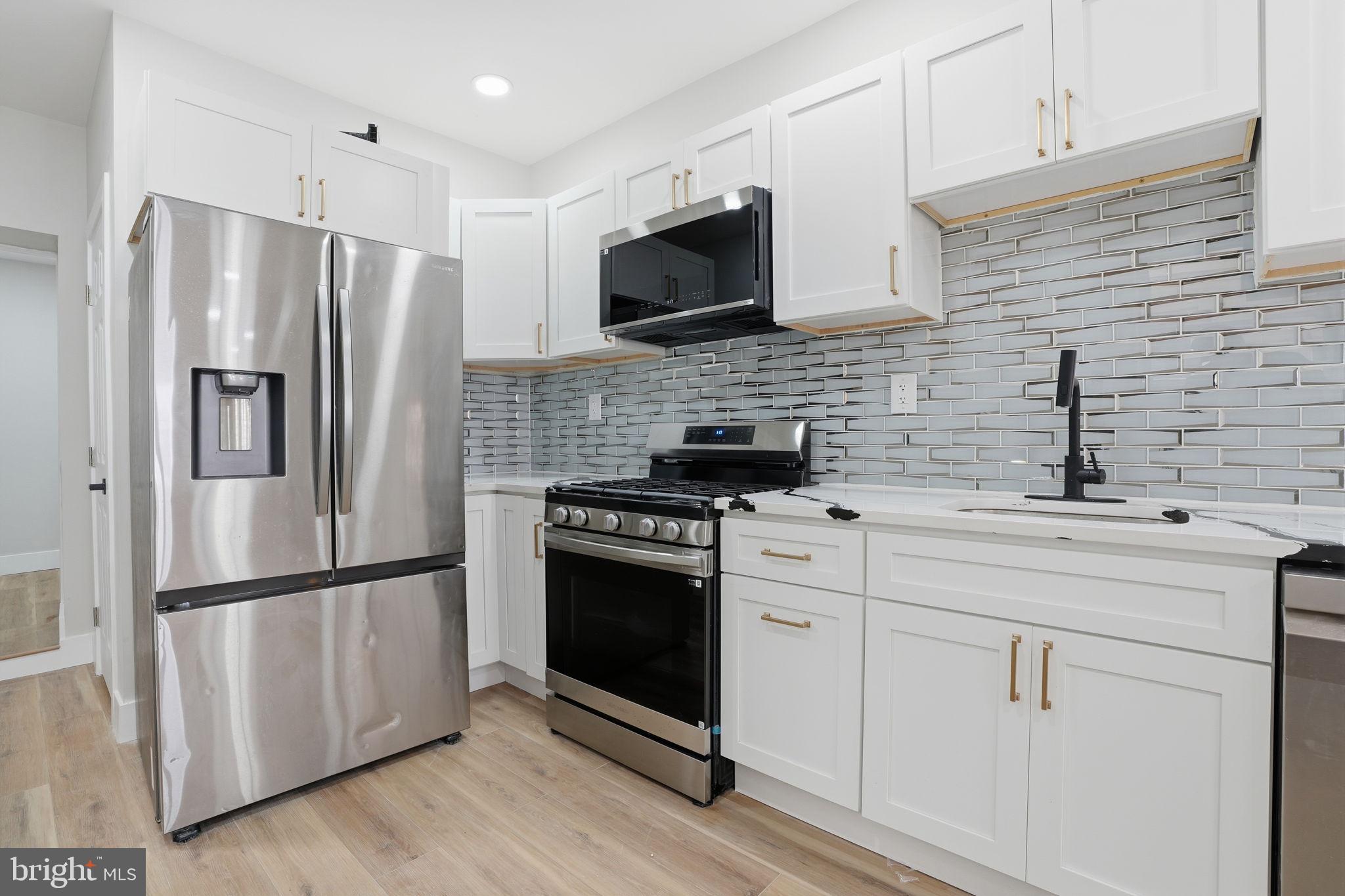 WHITMAN - Residential