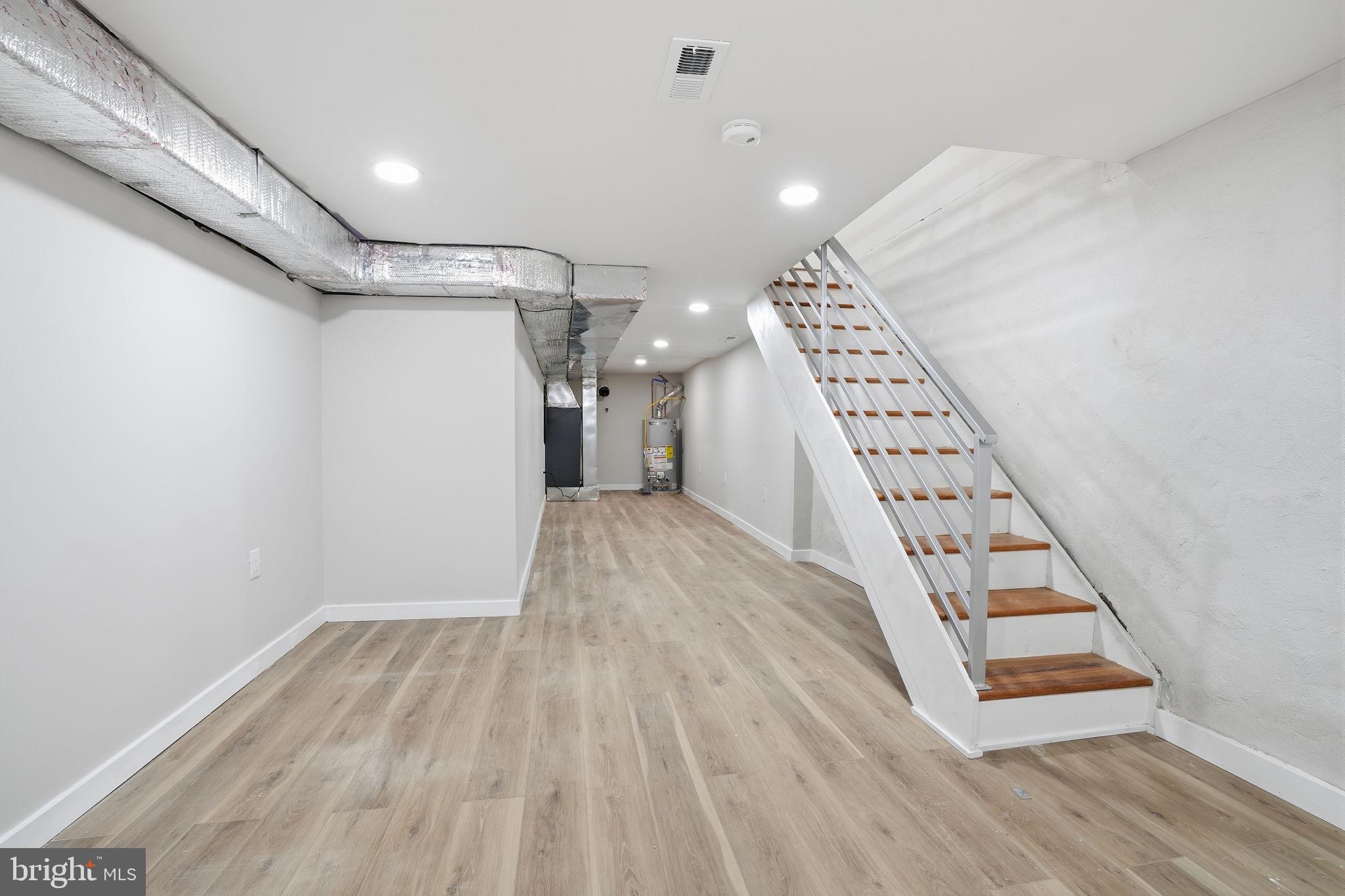 WHITMAN - Residential