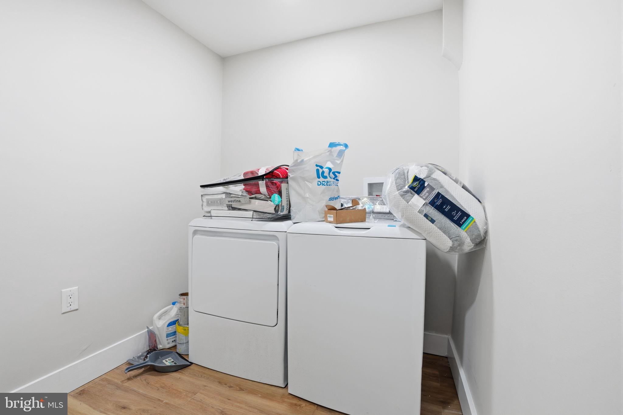 WHITMAN - Residential