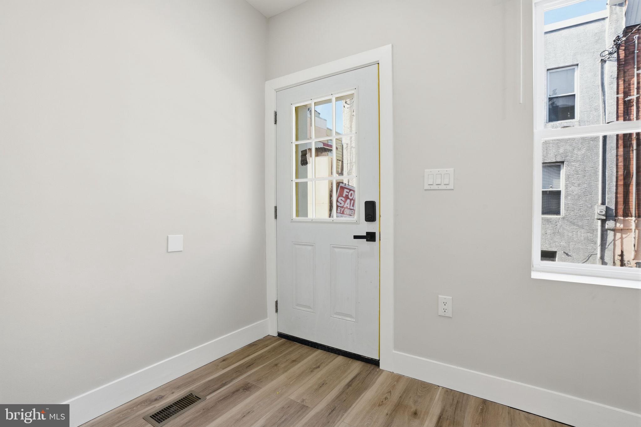 WHITMAN - Residential