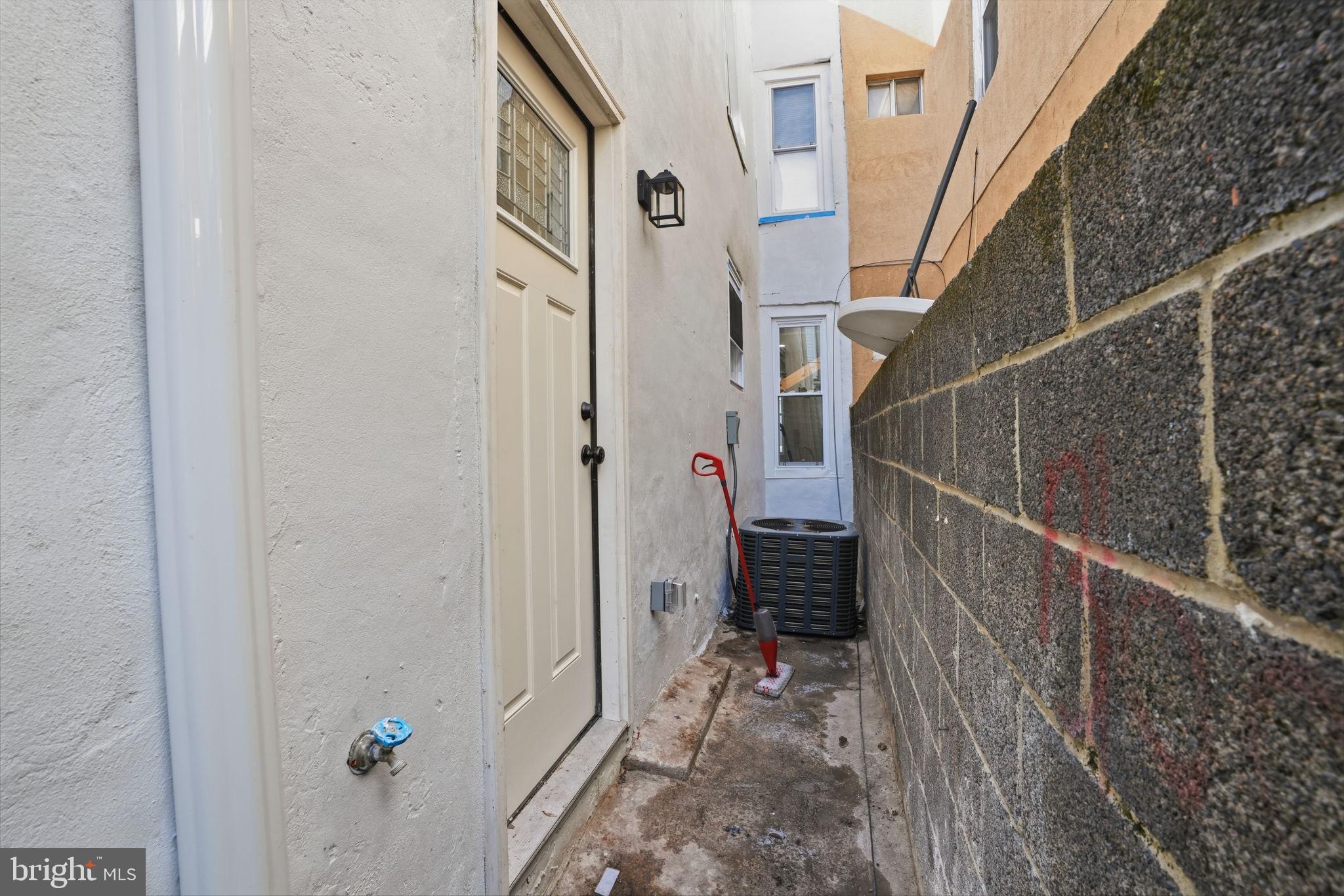 WHITMAN - Residential