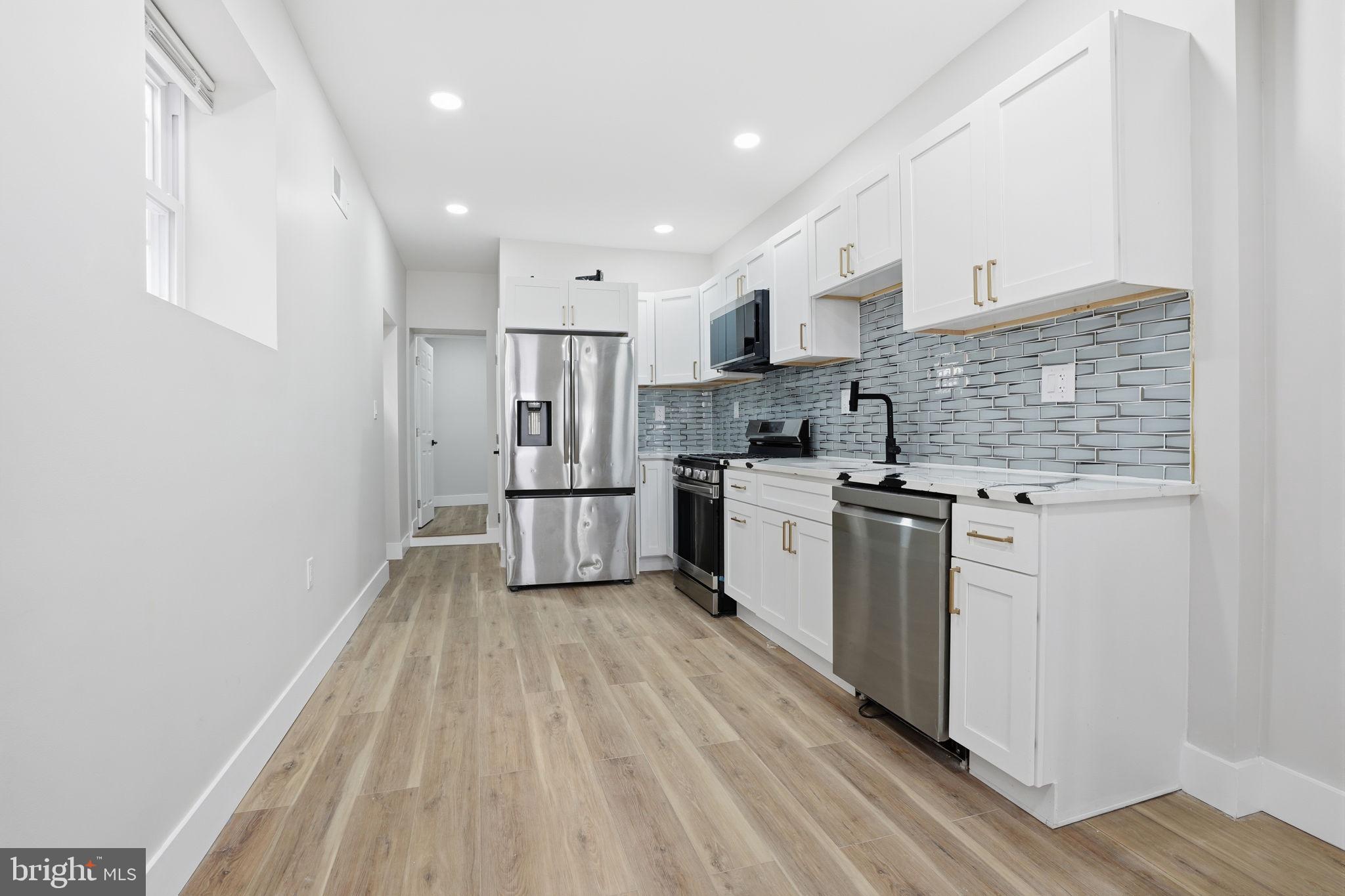 WHITMAN - Residential