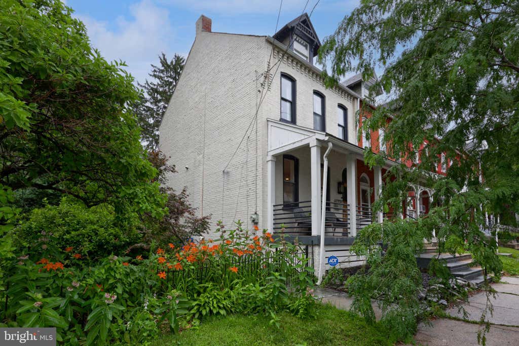 Photo of 714 Manor Street, LANCASTER, PA 17603 (MLS # PALA2090208)