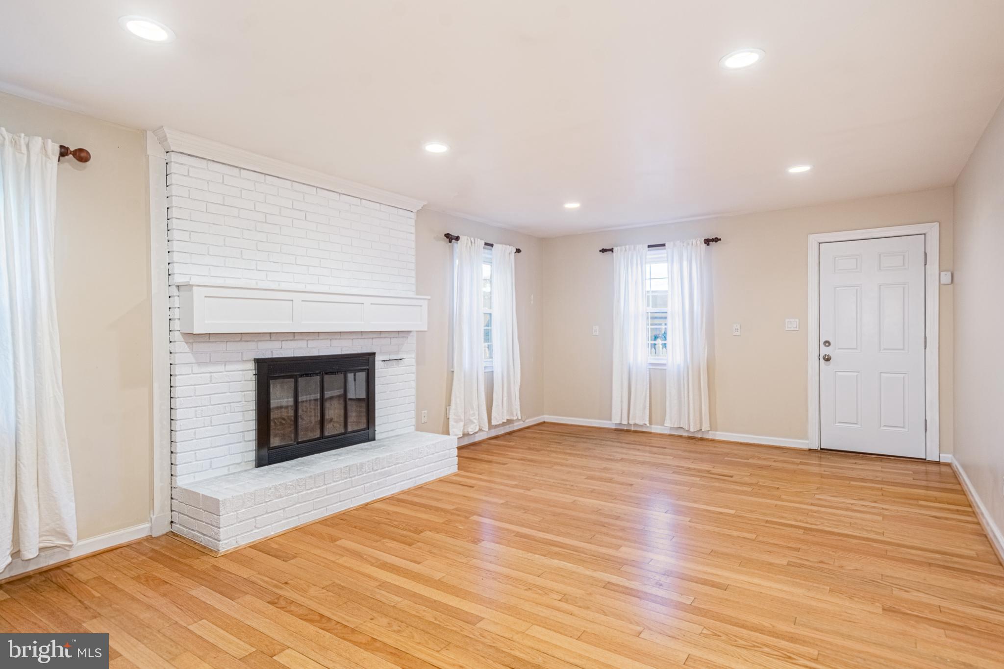 LUTHERVILLE - Residential