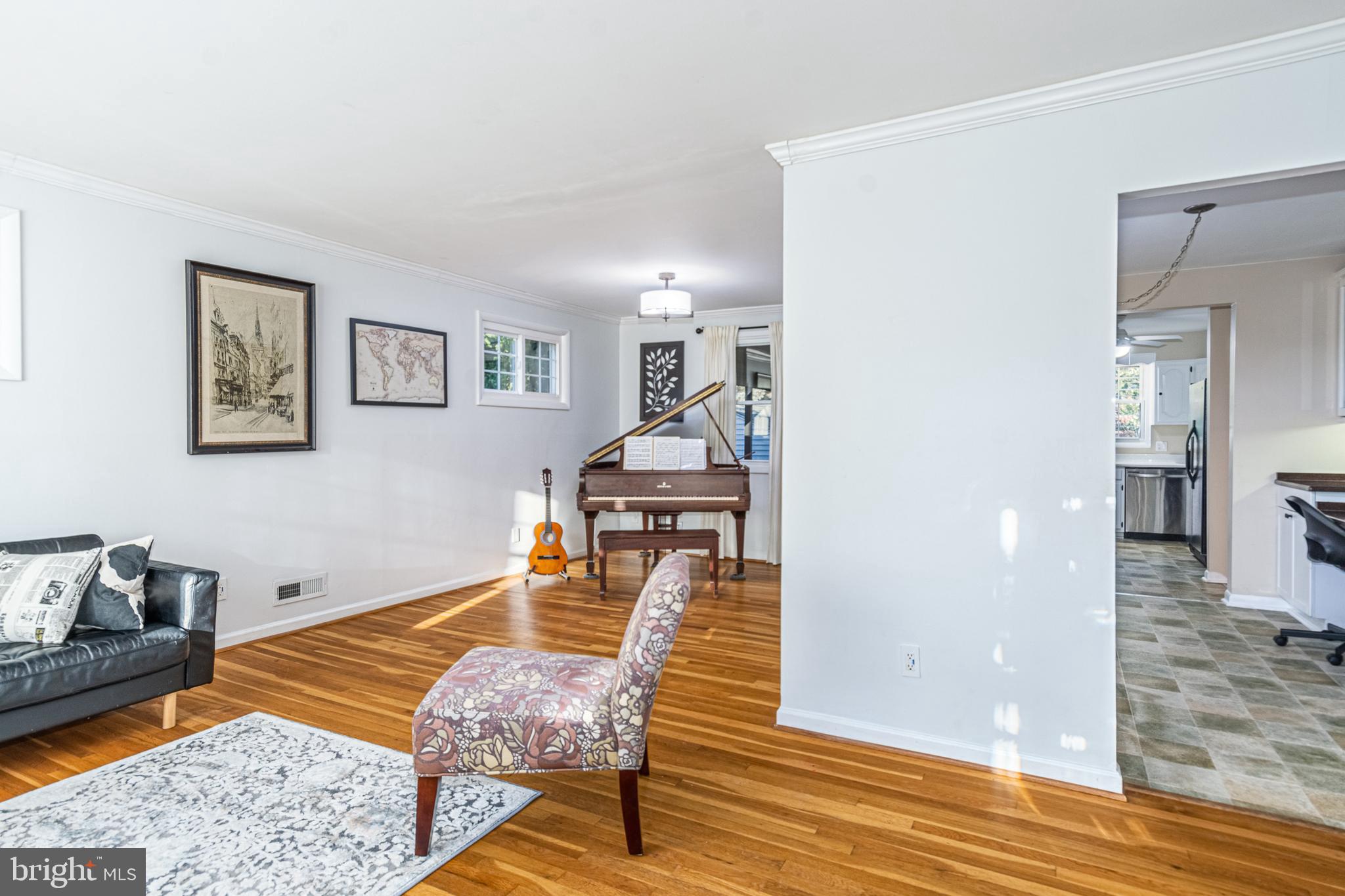 LUTHERVILLE - Residential