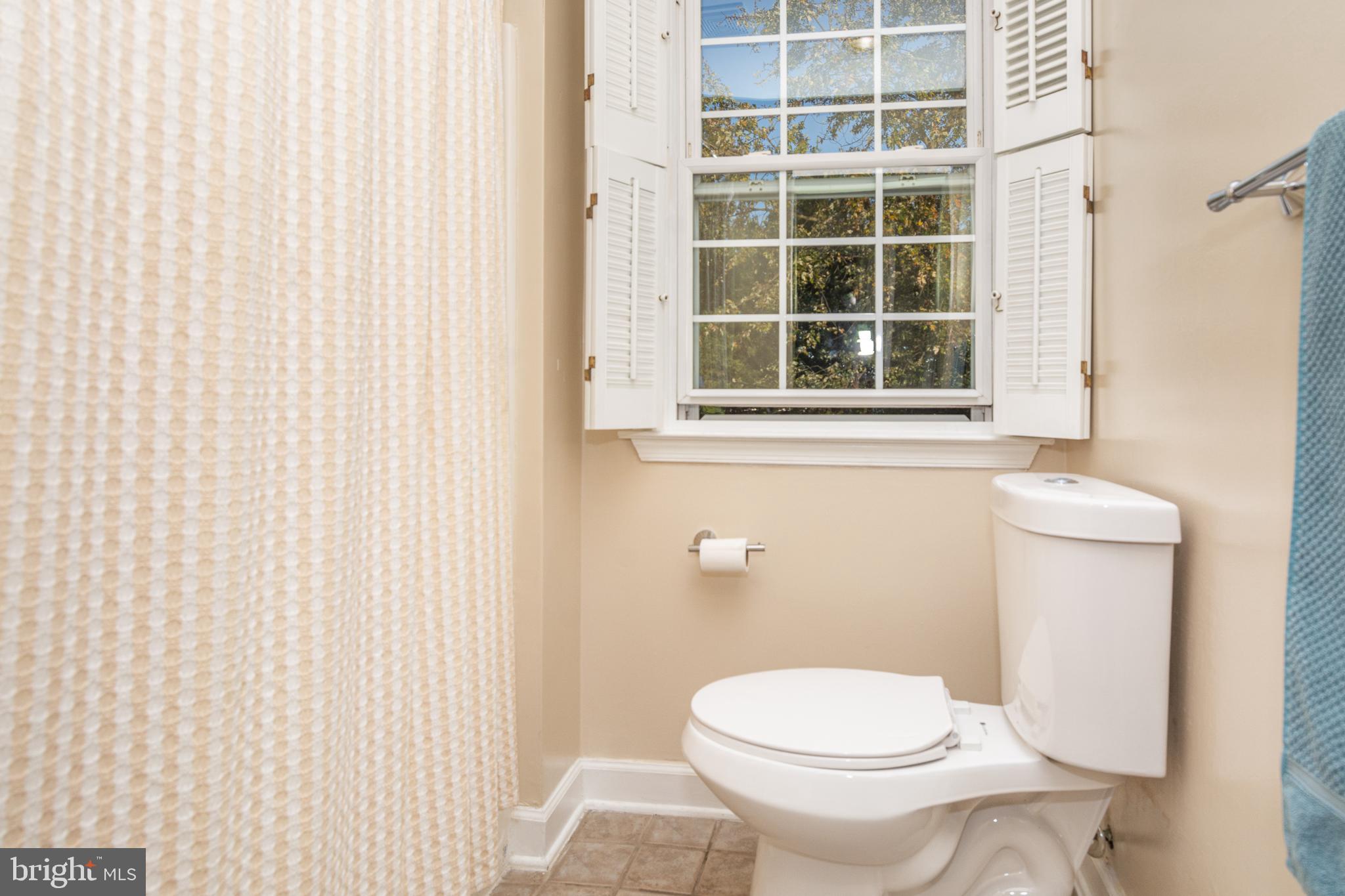 LUTHERVILLE - Residential