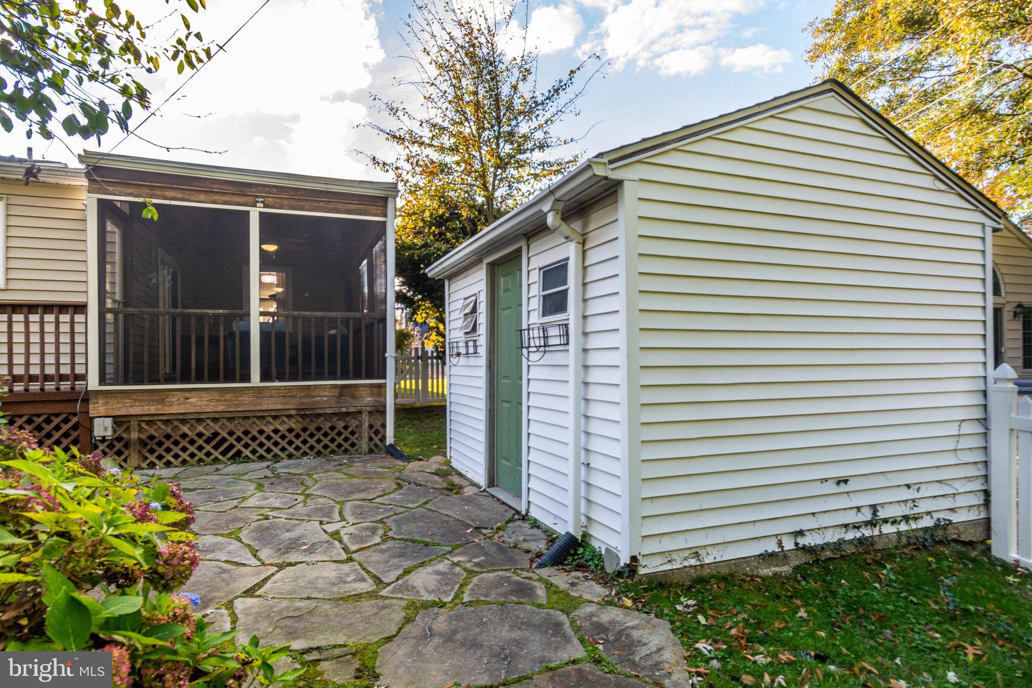 LUTHERVILLE - Residential