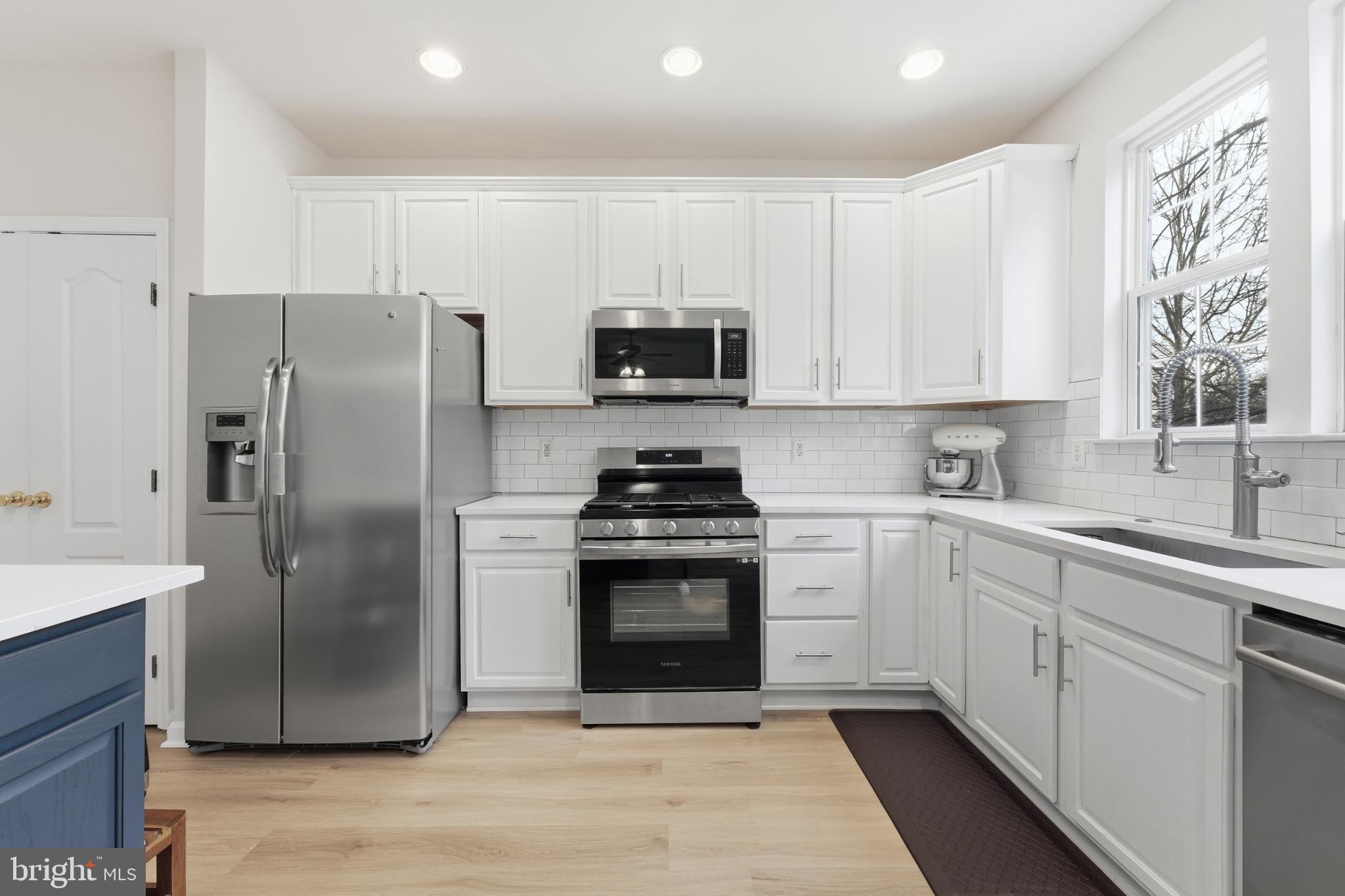 OLD CENTREVILLE TOWNES - Residential