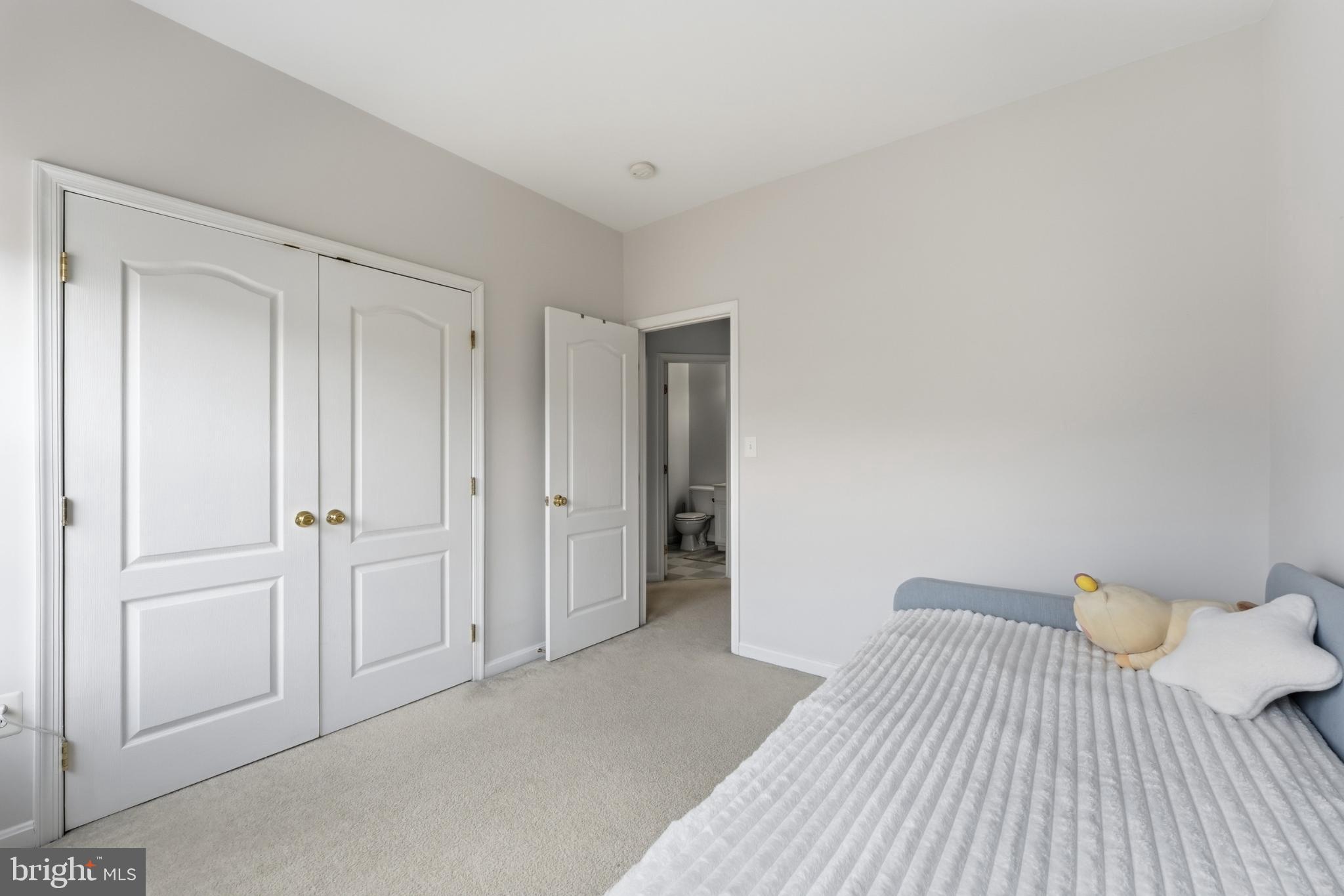 OLD CENTREVILLE TOWNES - Residential