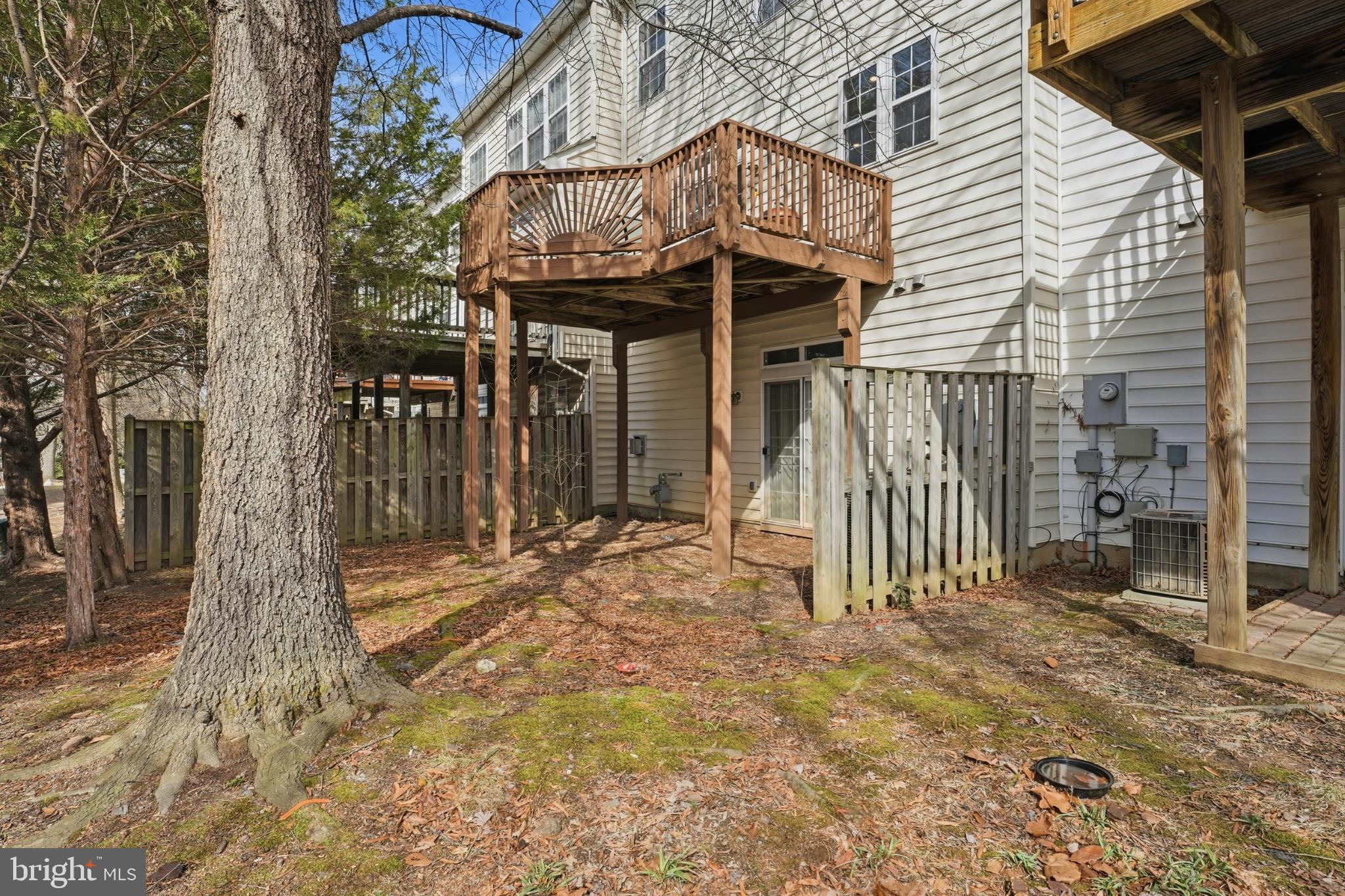 OLD CENTREVILLE TOWNES - Residential