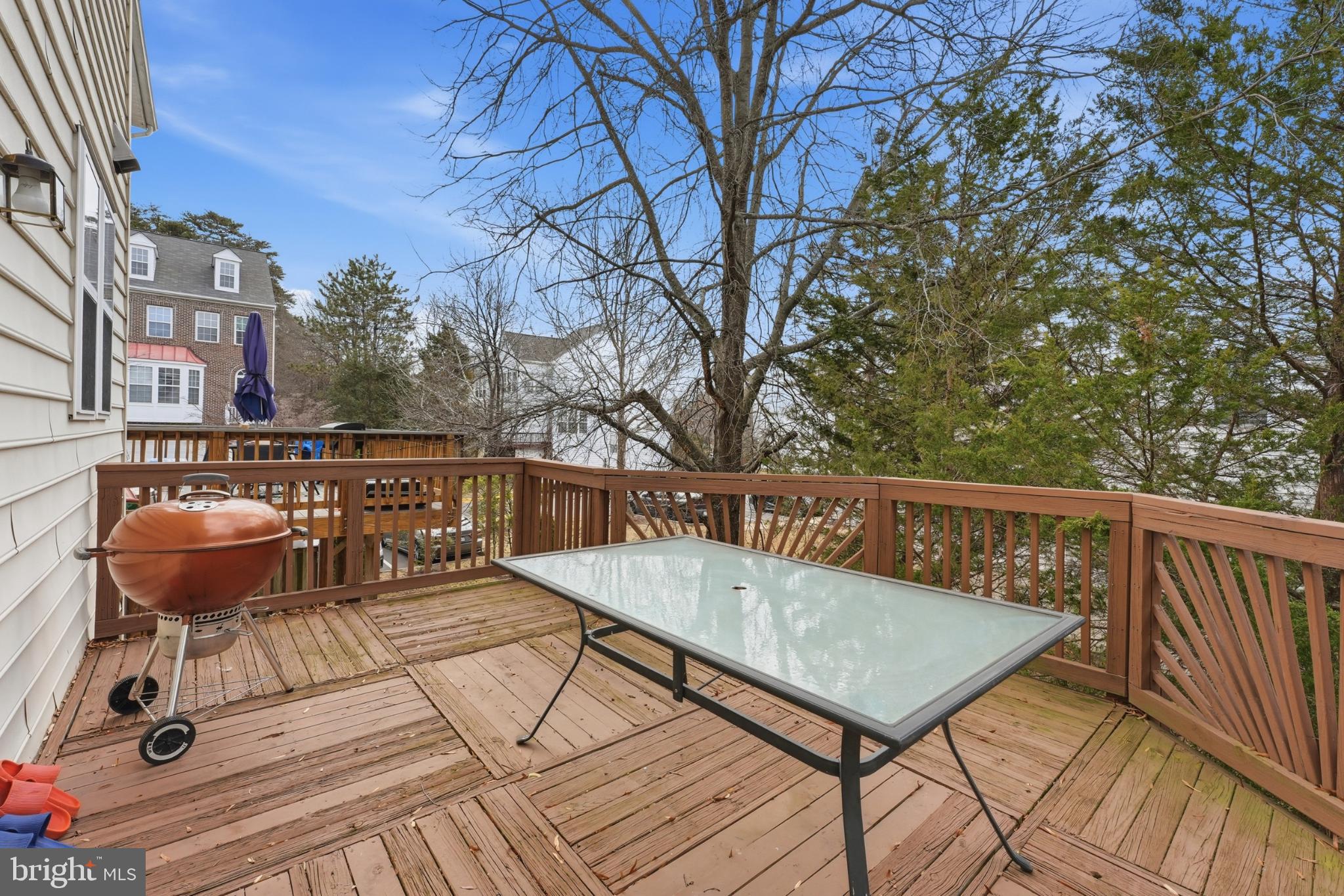 OLD CENTREVILLE TOWNES - Residential