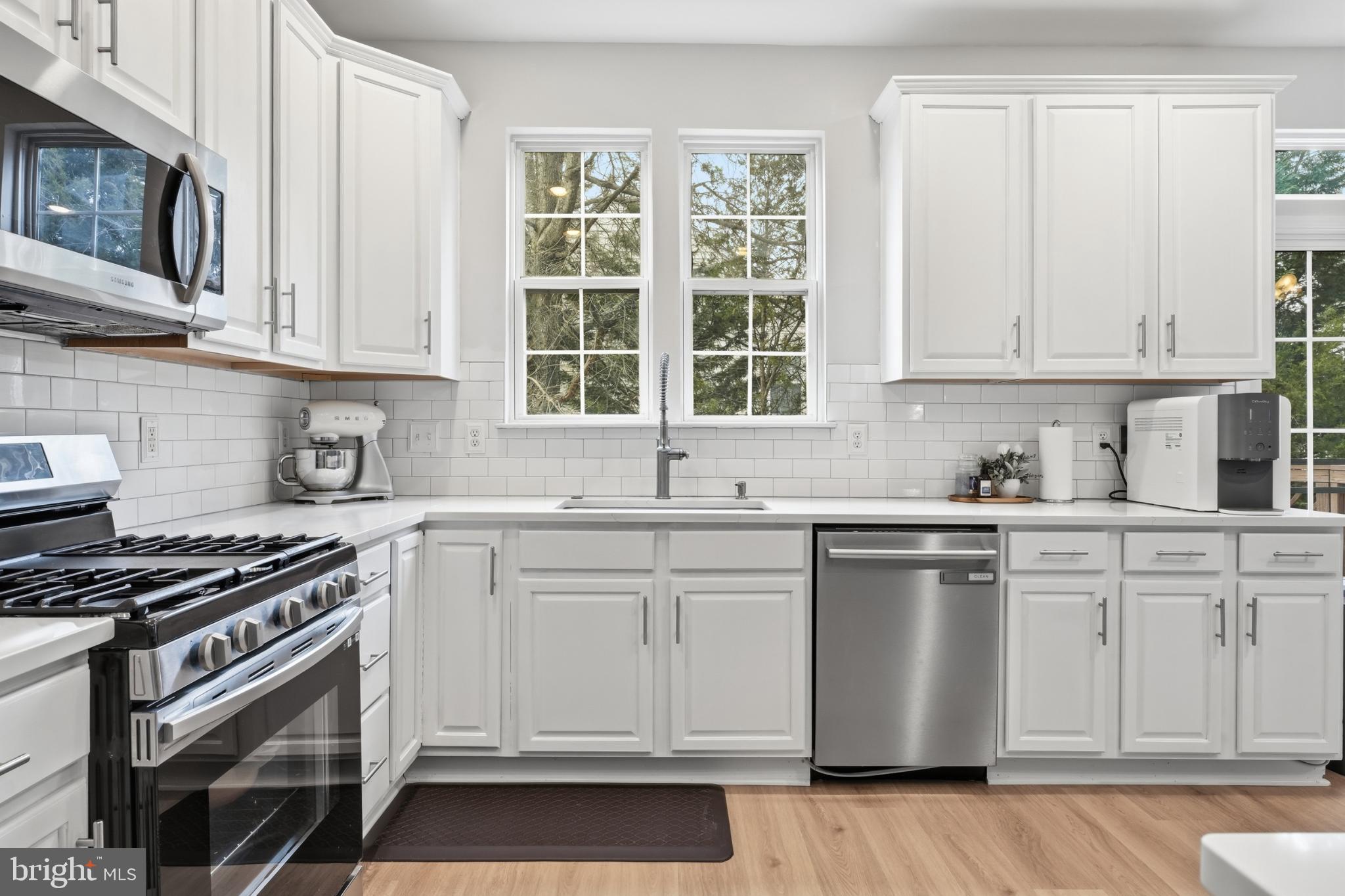 OLD CENTREVILLE TOWNES - Residential