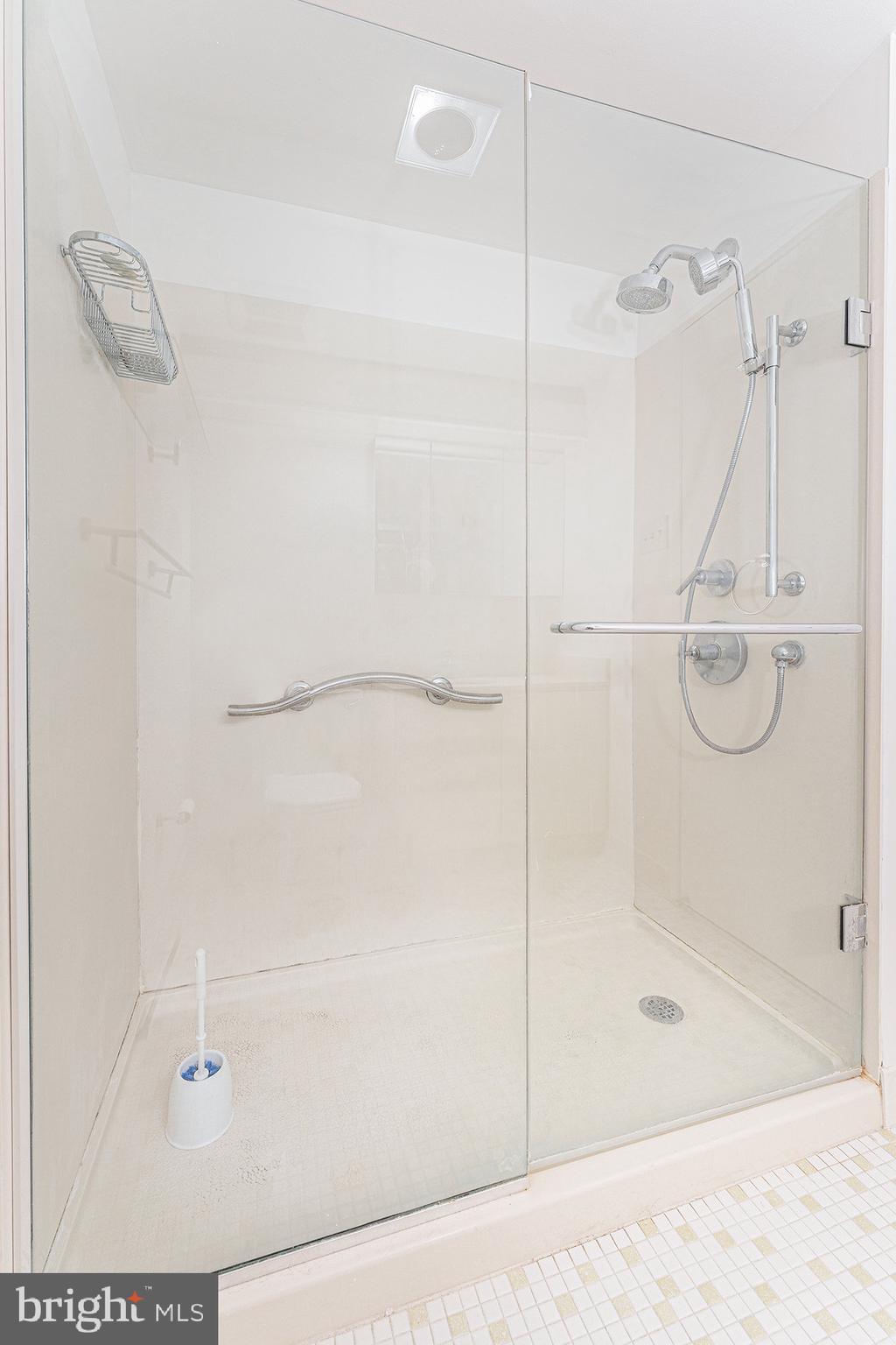 BEAVER HILL - Residential