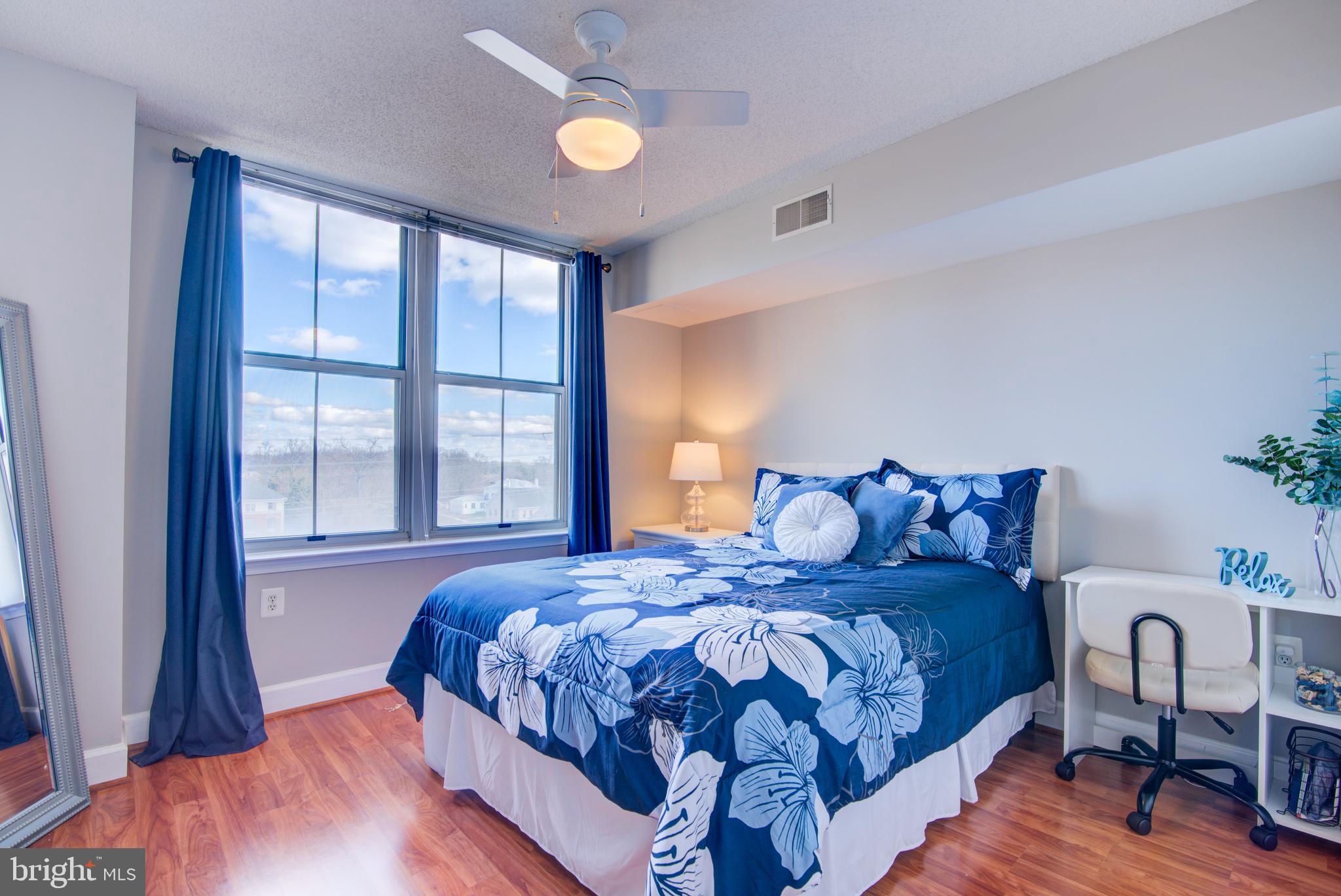 CARLTON HOUSE - Residential