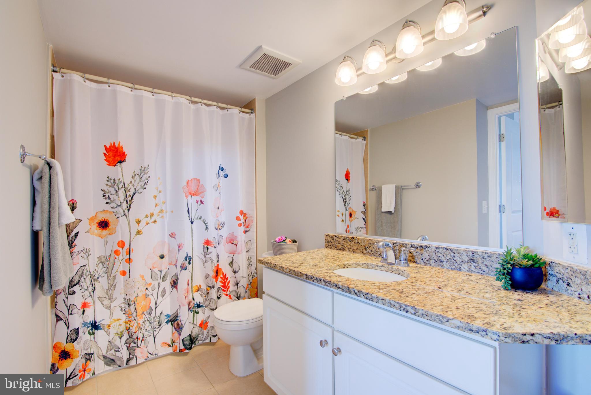 CARLTON HOUSE - Residential