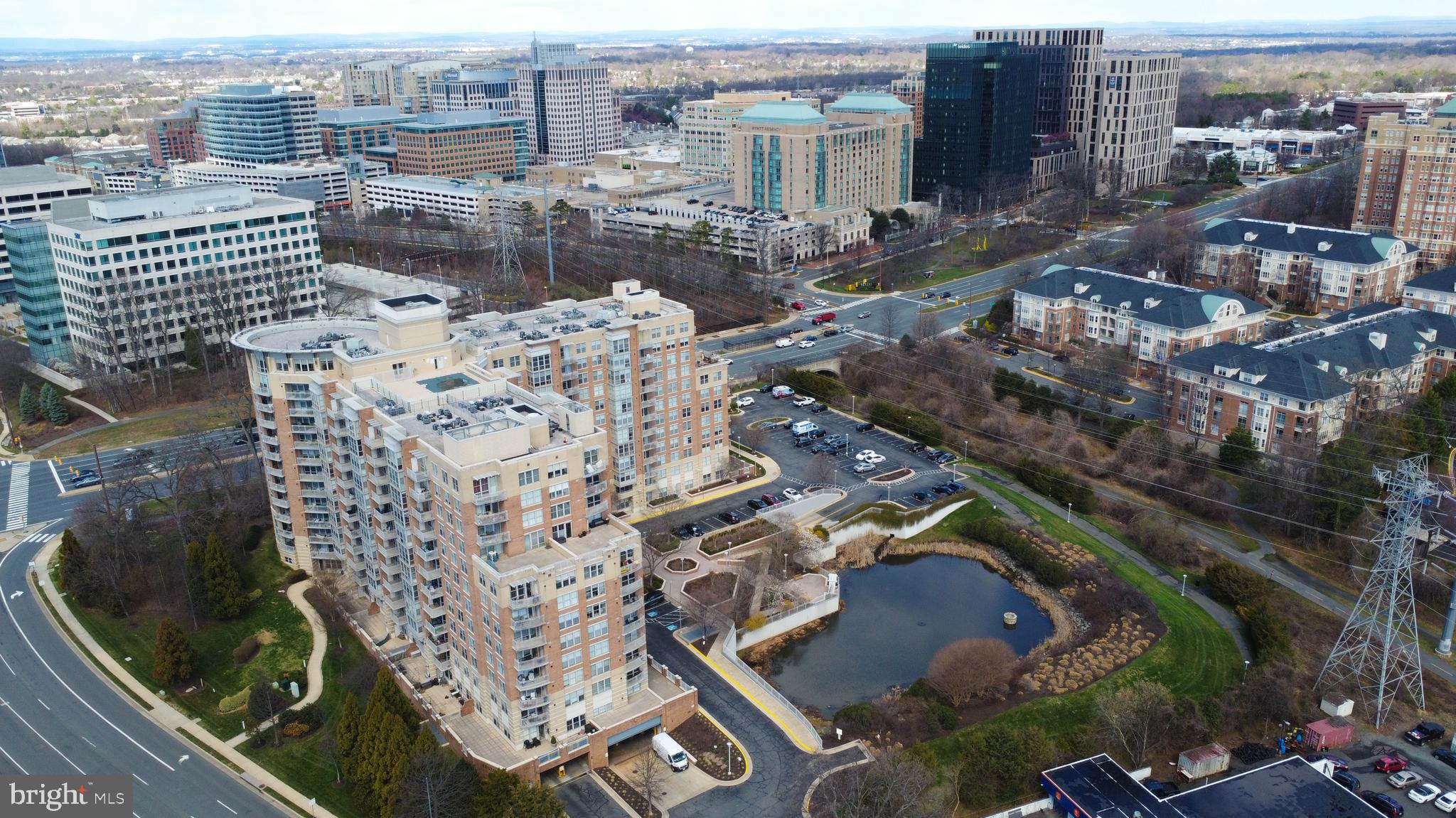 CARLTON HOUSE - Residential