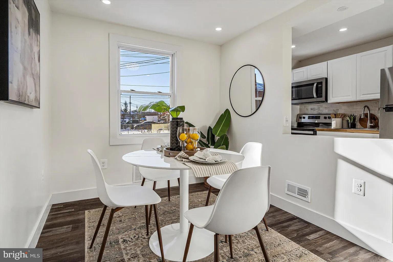 3925 CHESTERFIELD AVENUE