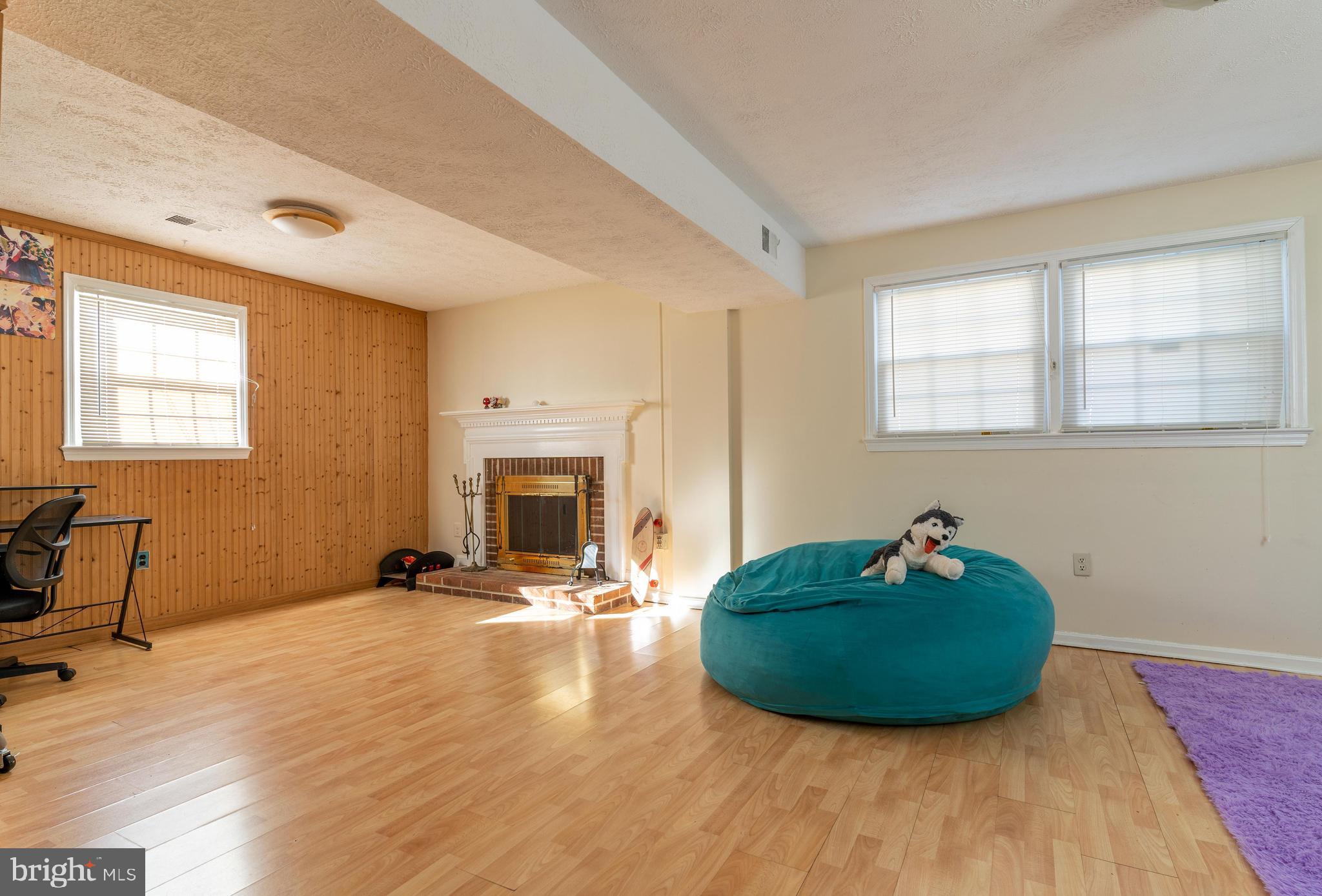 SARATOGA TOWNHOUSES - Residential Lease