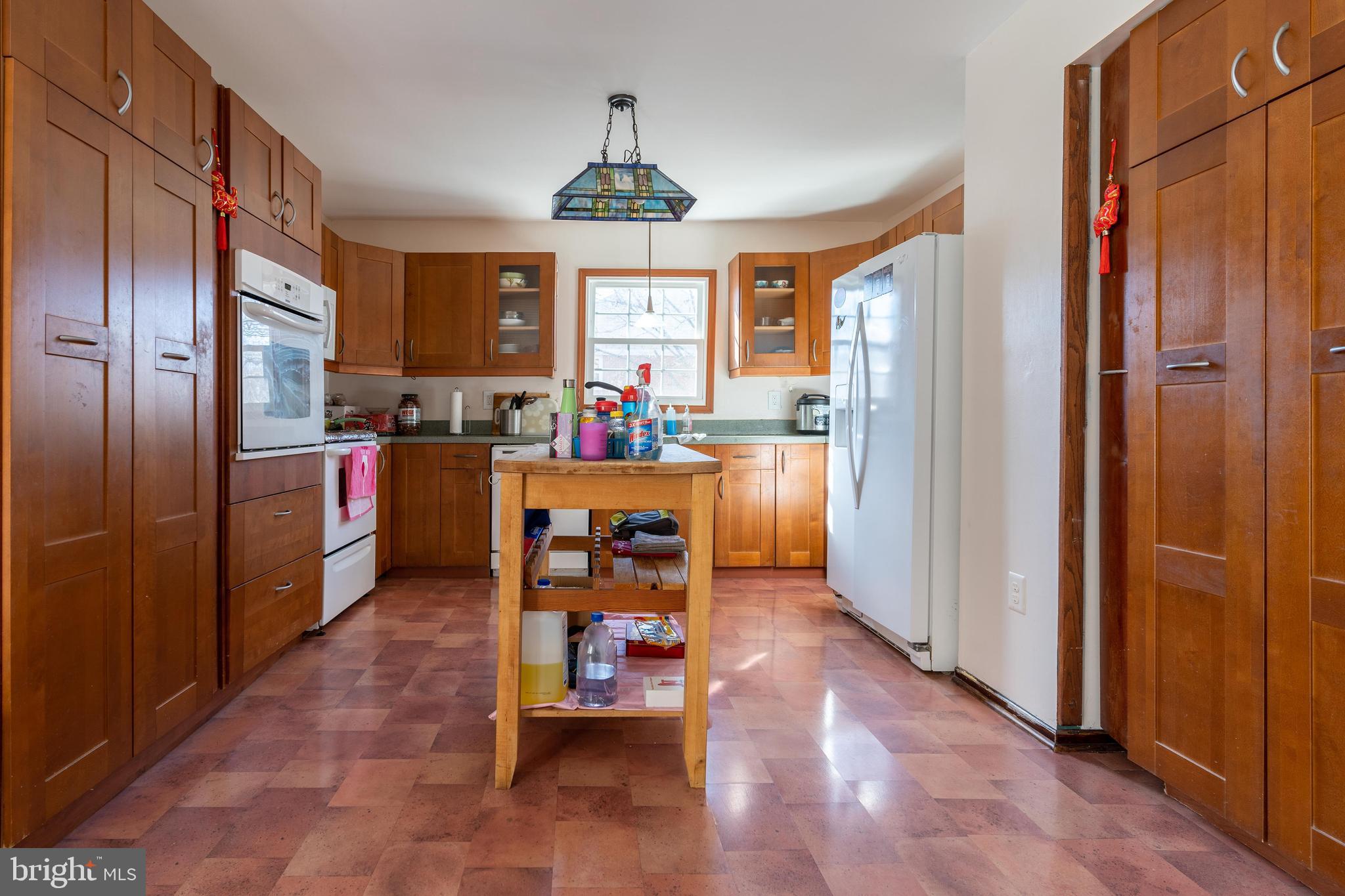 SARATOGA TOWNHOUSES - Residential Lease