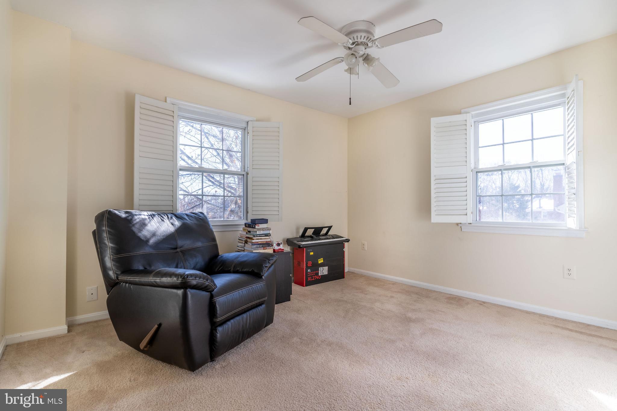 SARATOGA TOWNHOUSES - Residential Lease