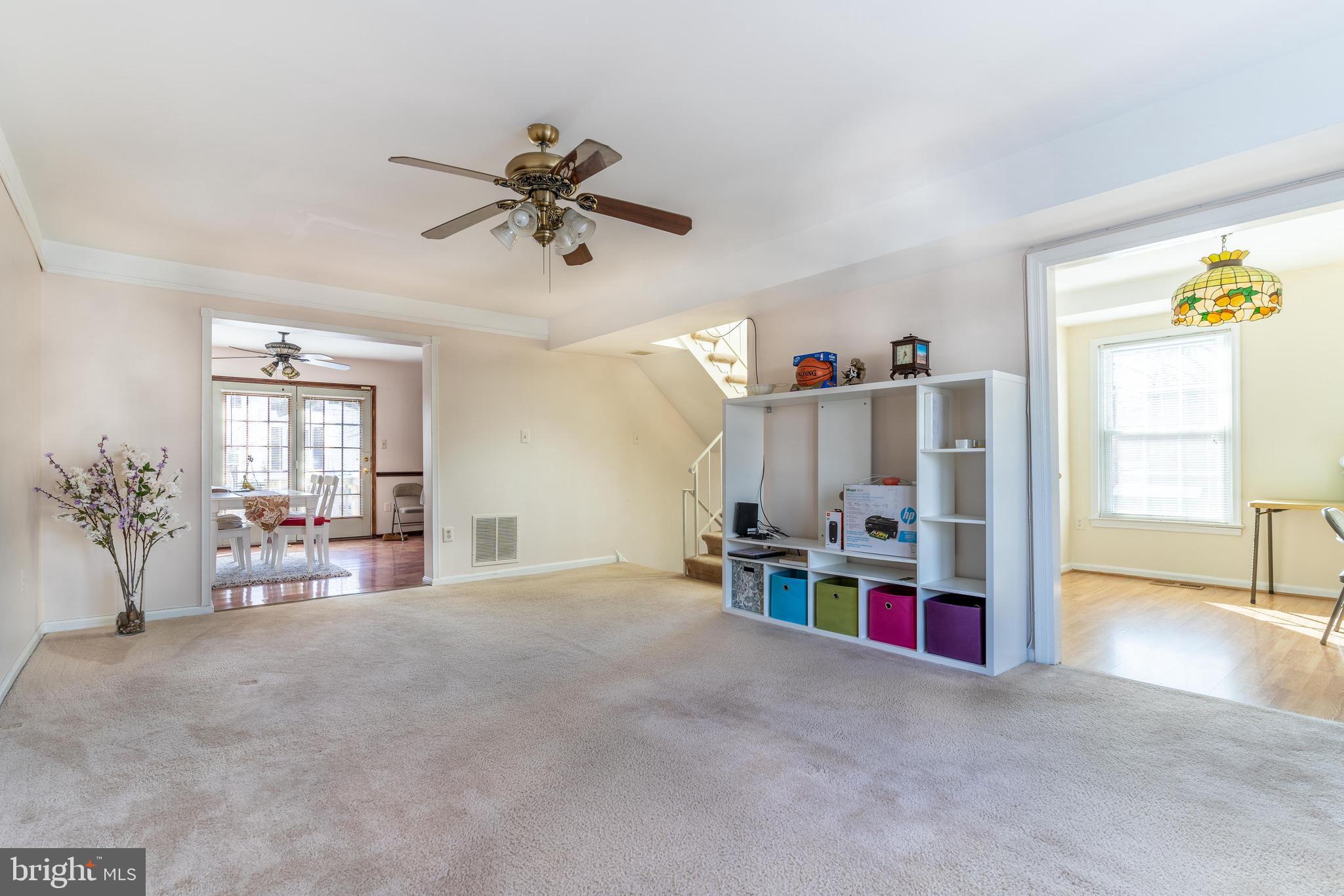 SARATOGA TOWNHOUSES - Residential Lease