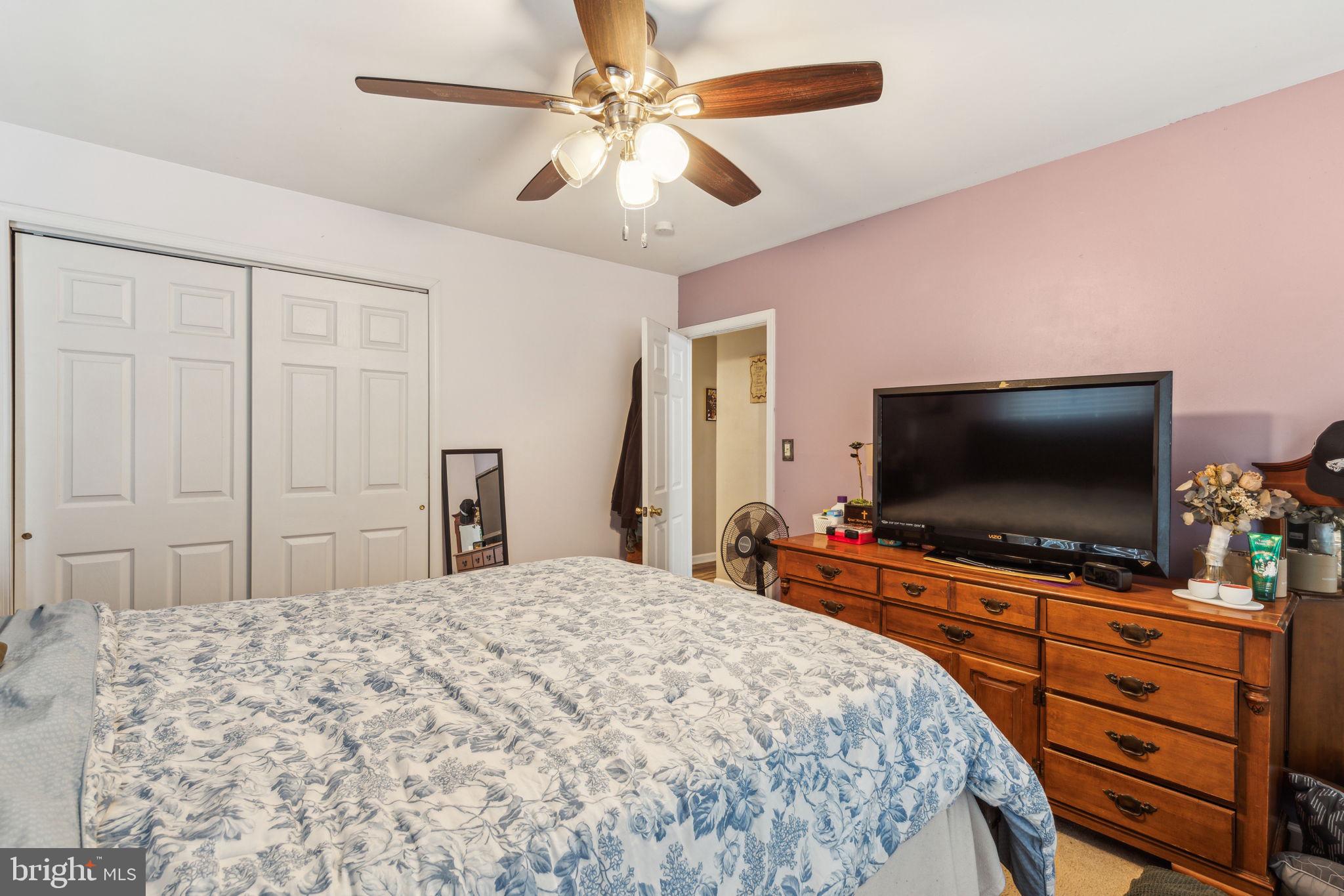 PINEWOOD - Residential Lease
