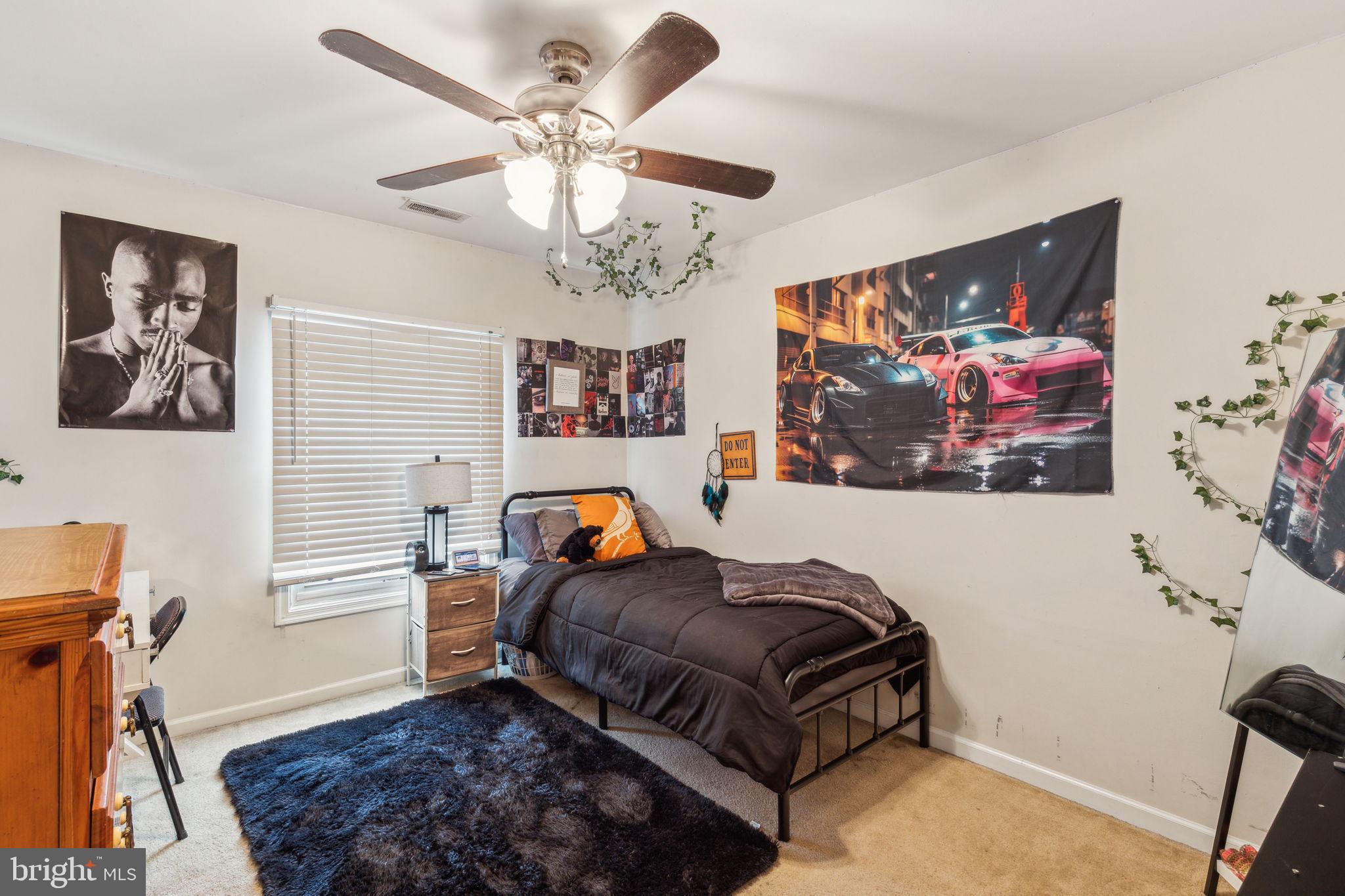 PINEWOOD - Residential Lease