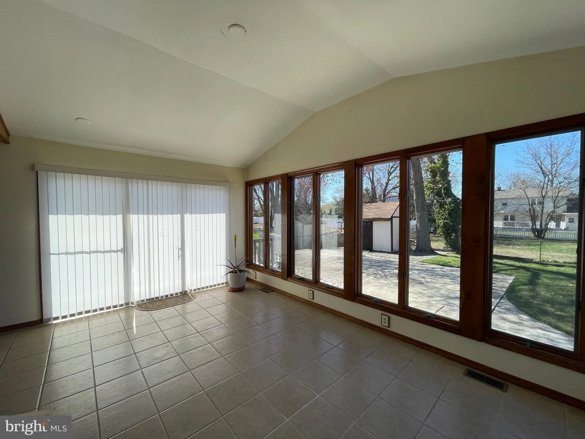 Blackwood, New Jersey 08012, United States, 4 Bedrooms Bedrooms, ,2 BathroomsBathrooms,Residential,Contingent,103677