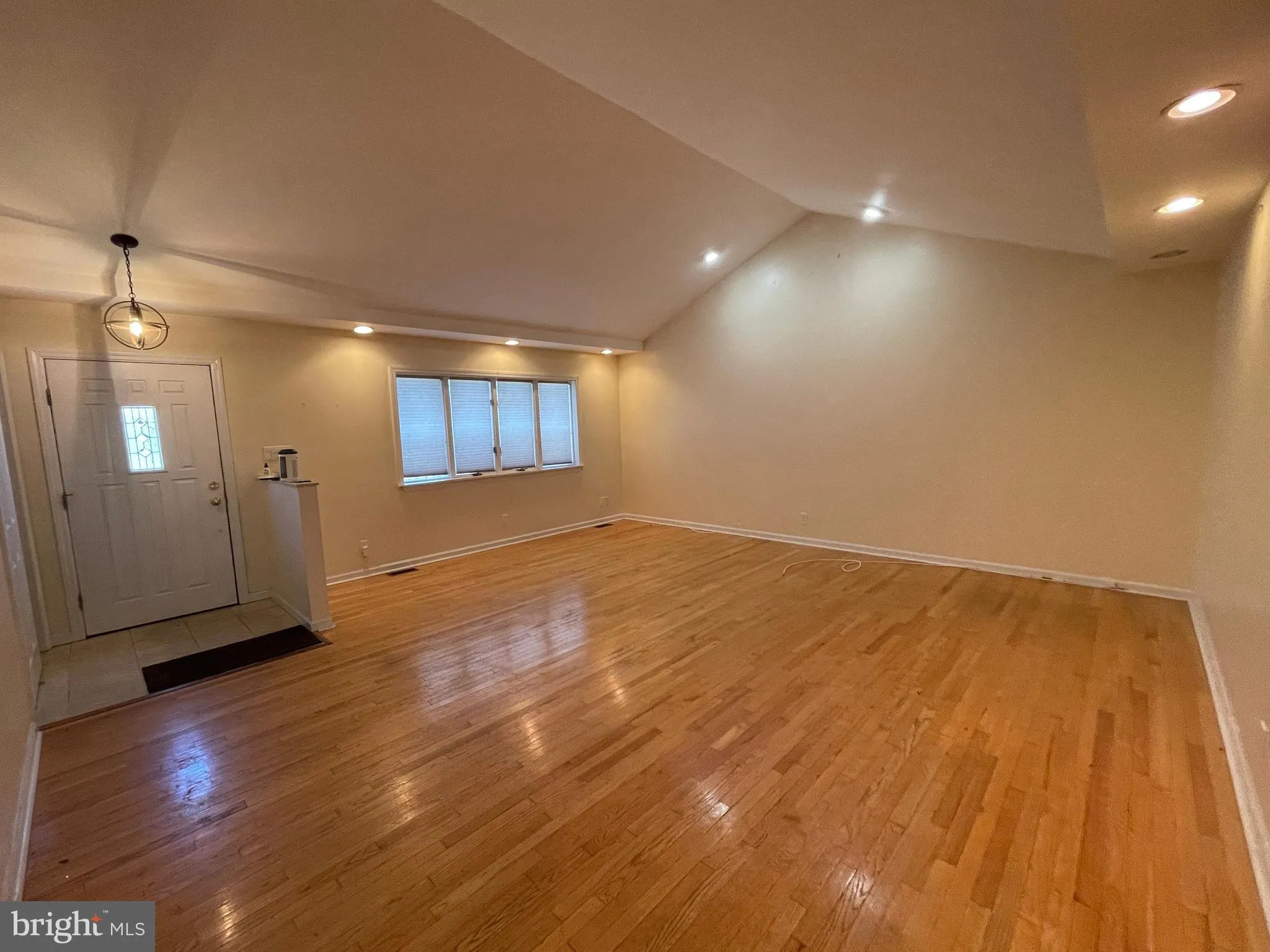 Blackwood, New Jersey 08012, United States, 4 Bedrooms Bedrooms, ,2 BathroomsBathrooms,Residential,Contingent,103677