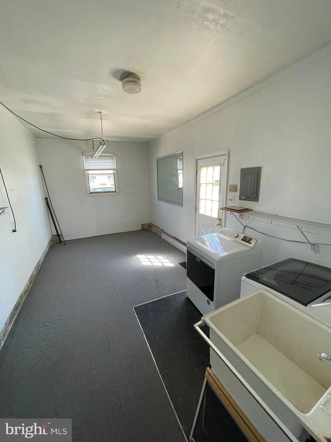 Blackwood, New Jersey 08012, United States, 4 Bedrooms Bedrooms, ,2 BathroomsBathrooms,Residential,Contingent,103677