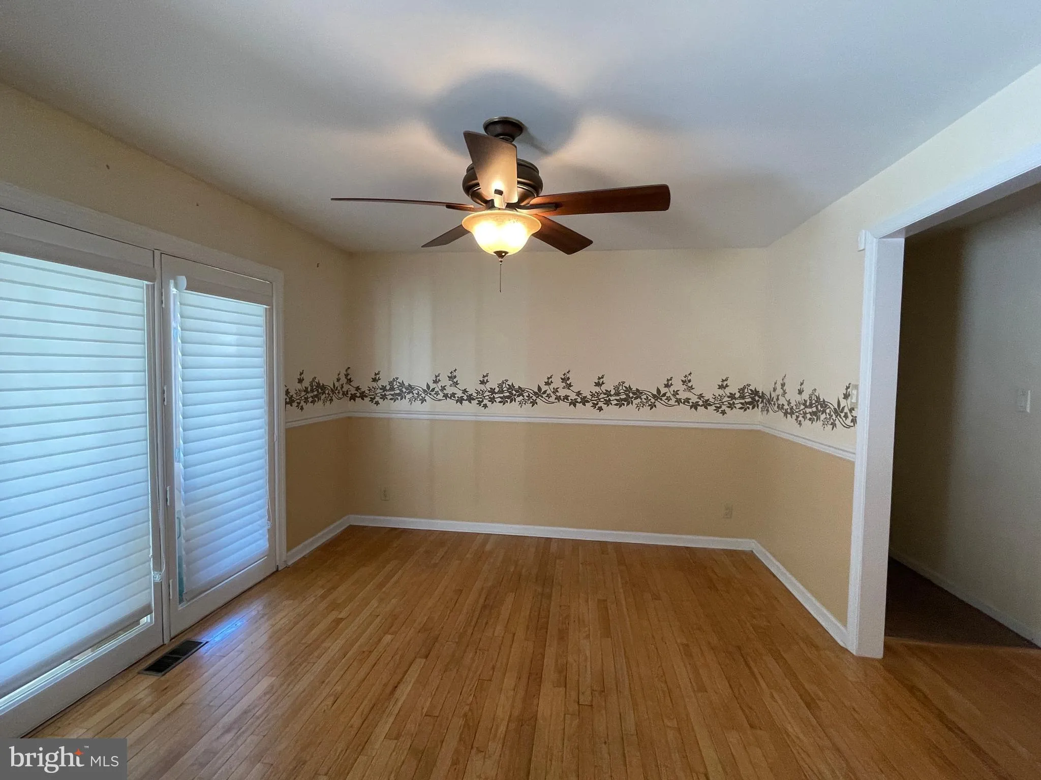 Blackwood, New Jersey 08012, United States, 4 Bedrooms Bedrooms, ,2 BathroomsBathrooms,Residential,Contingent,103677