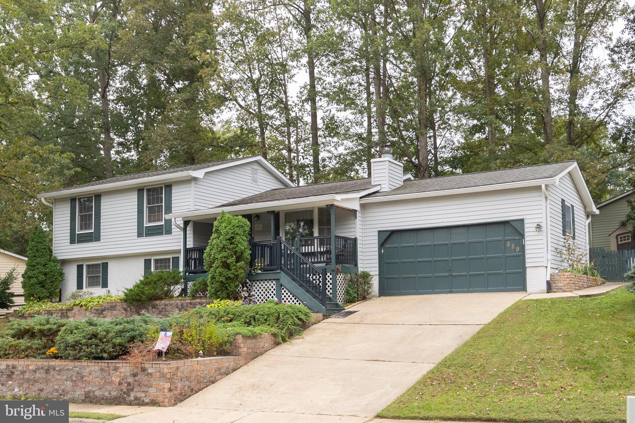 589 ROCKBRIDGE DRIVE SE