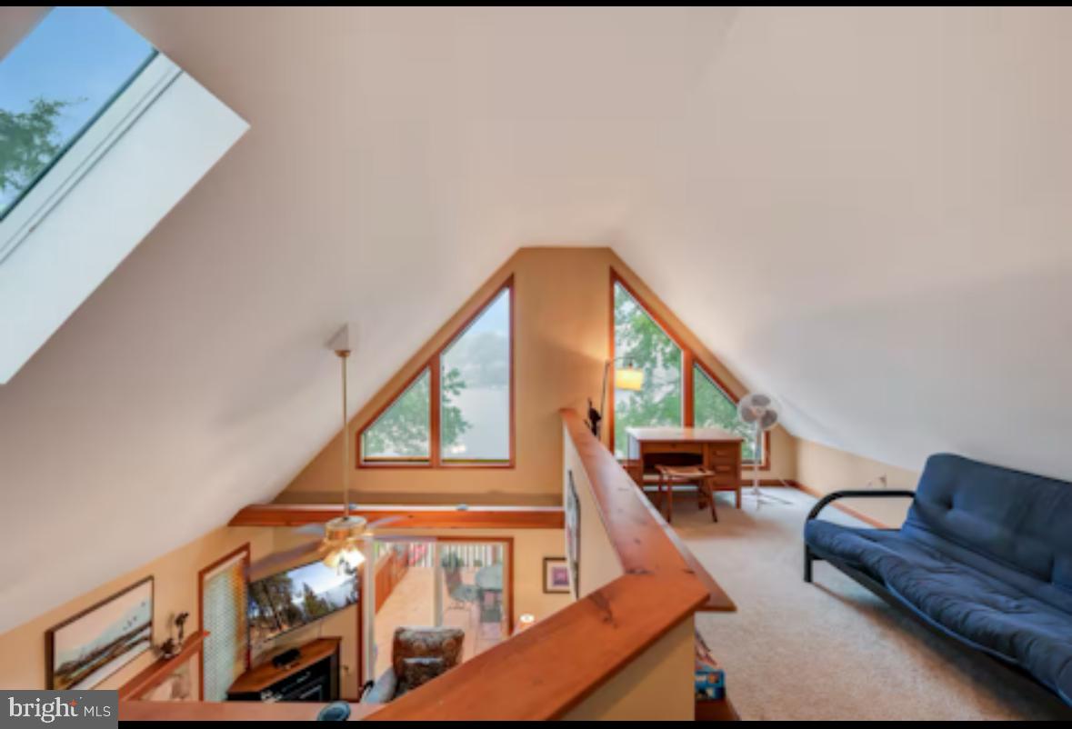 LAKE HARMONY - Residential