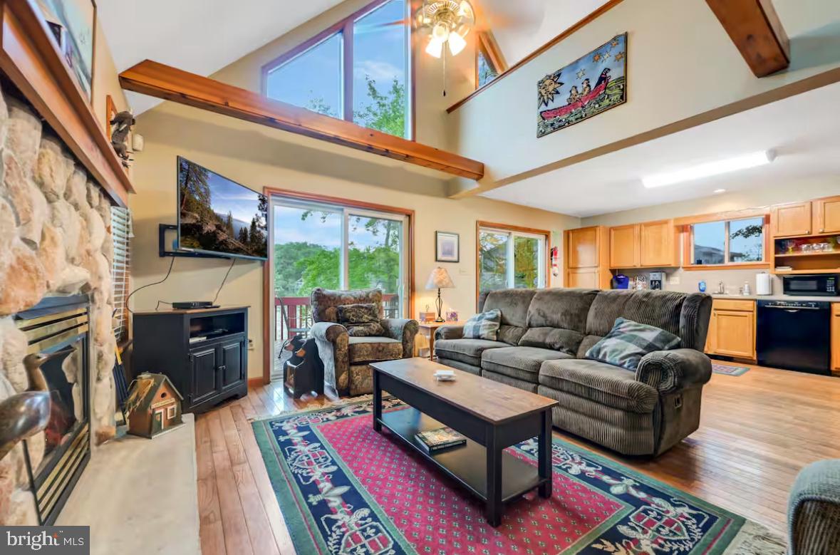 LAKE HARMONY - Residential