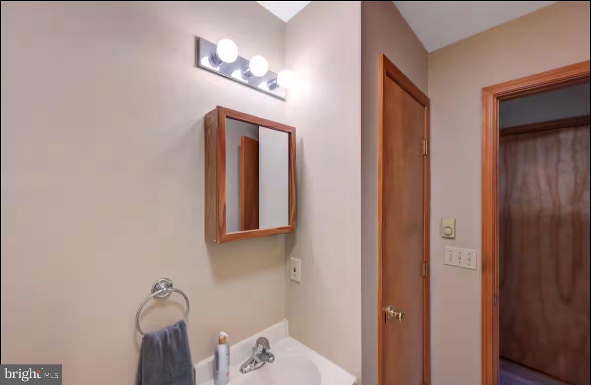 LAKE HARMONY - Residential