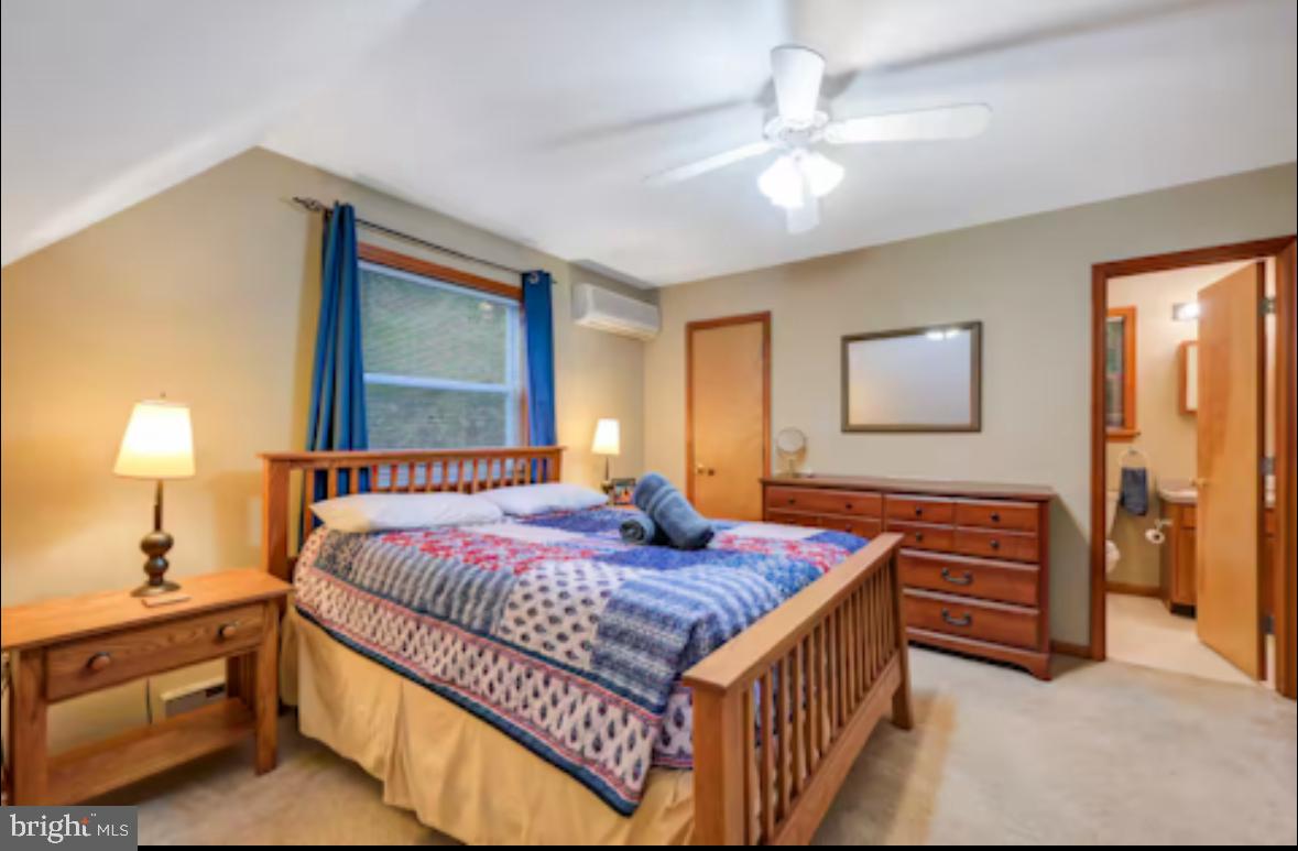 LAKE HARMONY - Residential