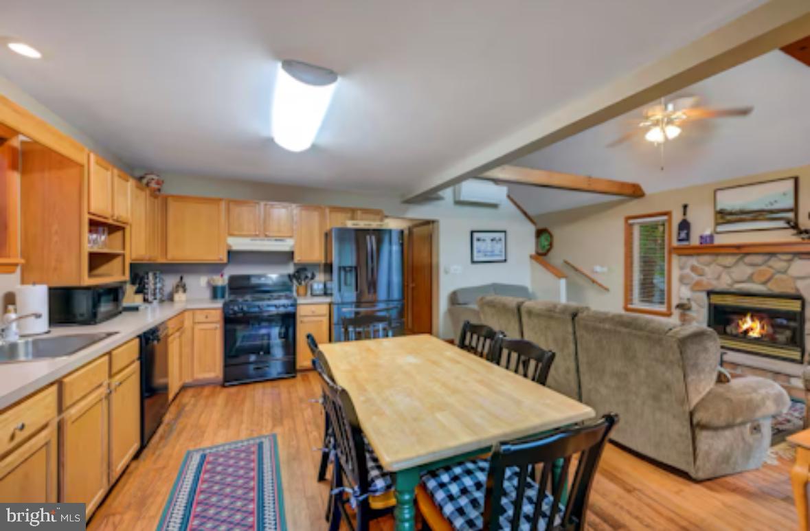 LAKE HARMONY - Residential