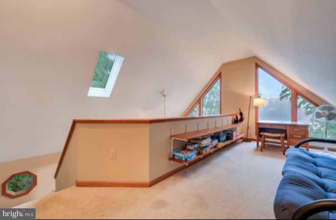 LAKE HARMONY - Residential