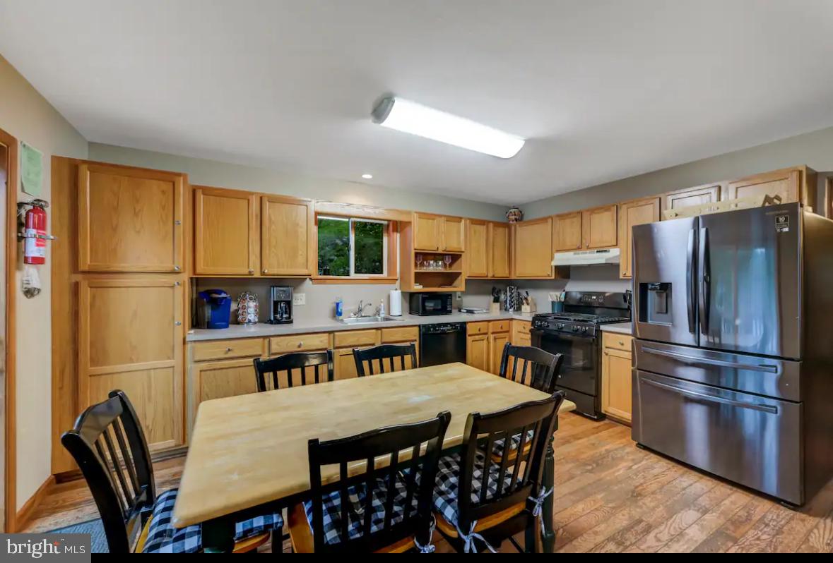 LAKE HARMONY - Residential