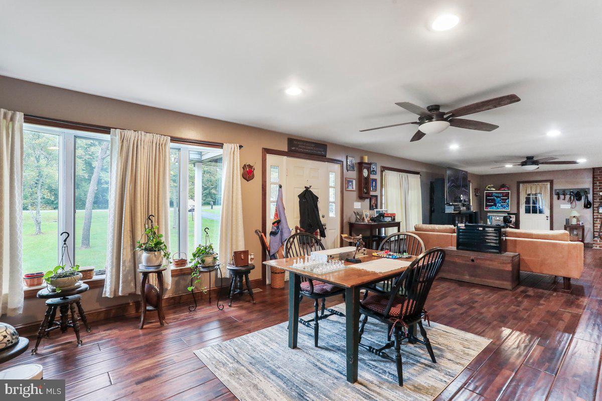 MARLOWE WOODS - Residential