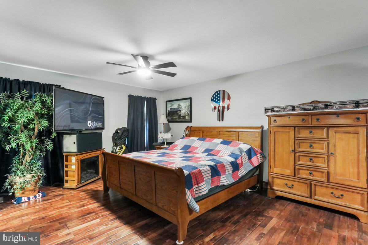 MARLOWE WOODS - Residential