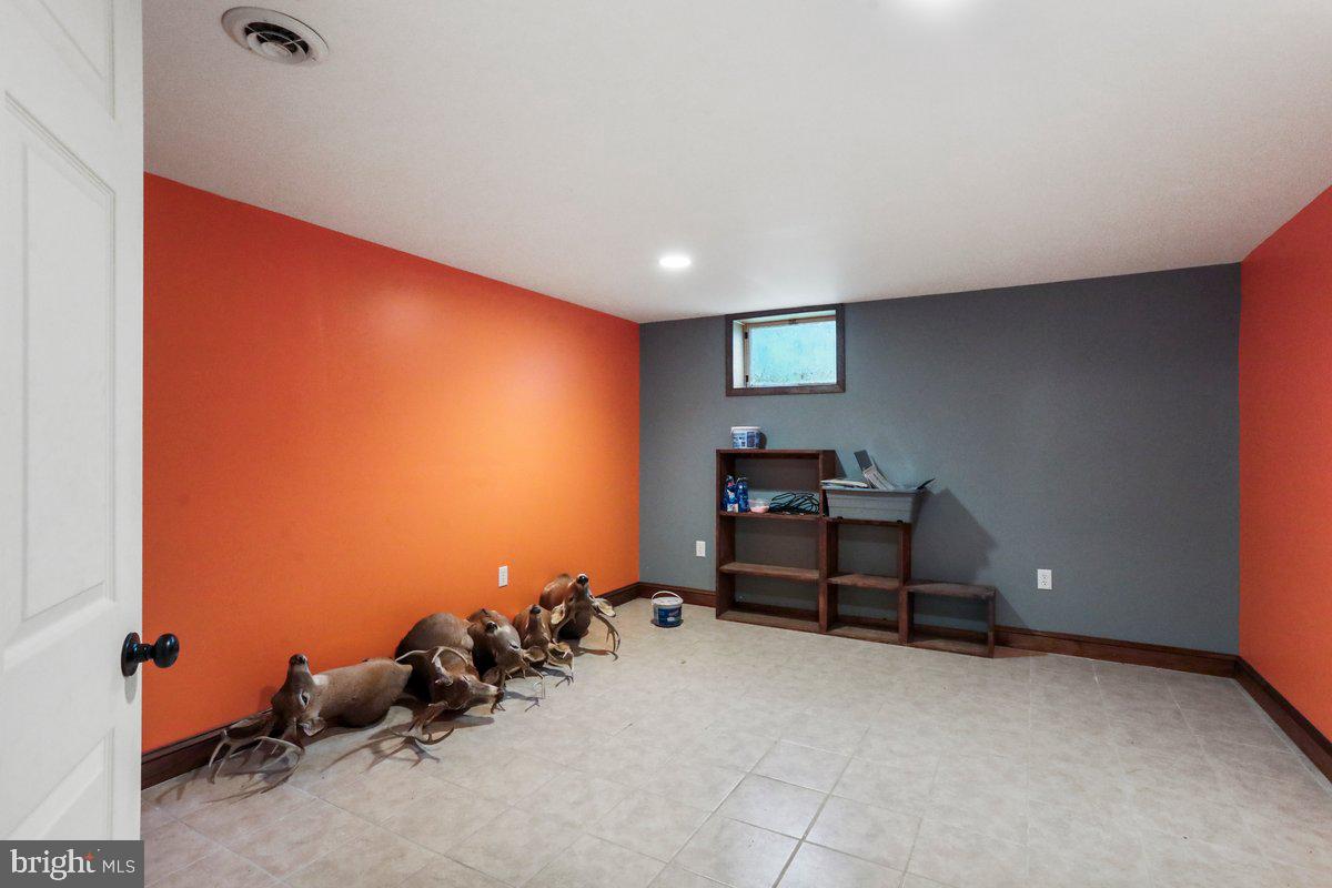 MARLOWE WOODS - Residential