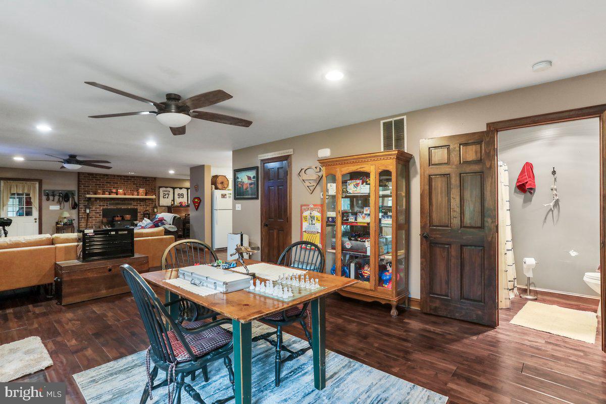 MARLOWE WOODS - Residential