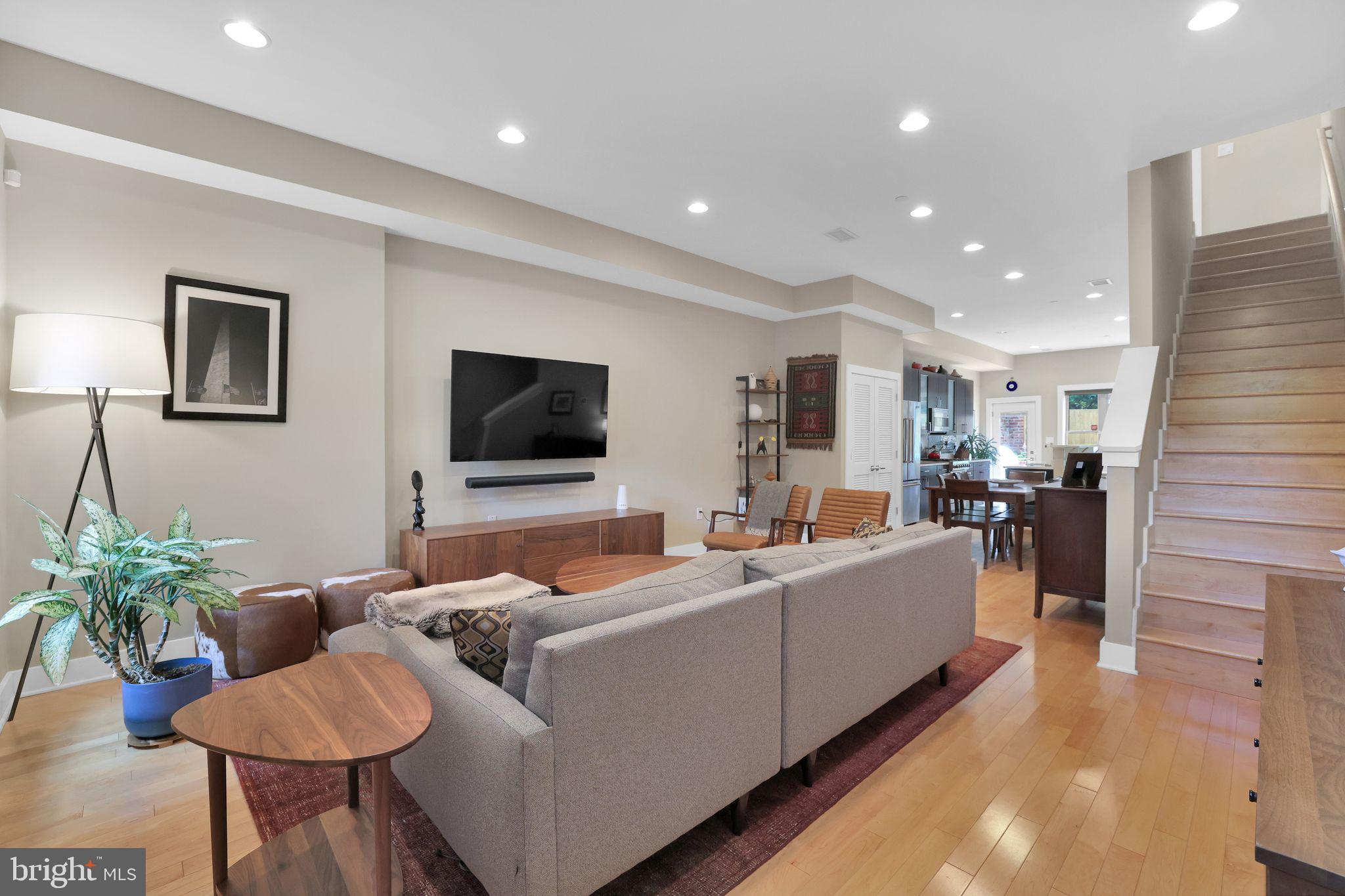 1412 5TH STREET NW 301