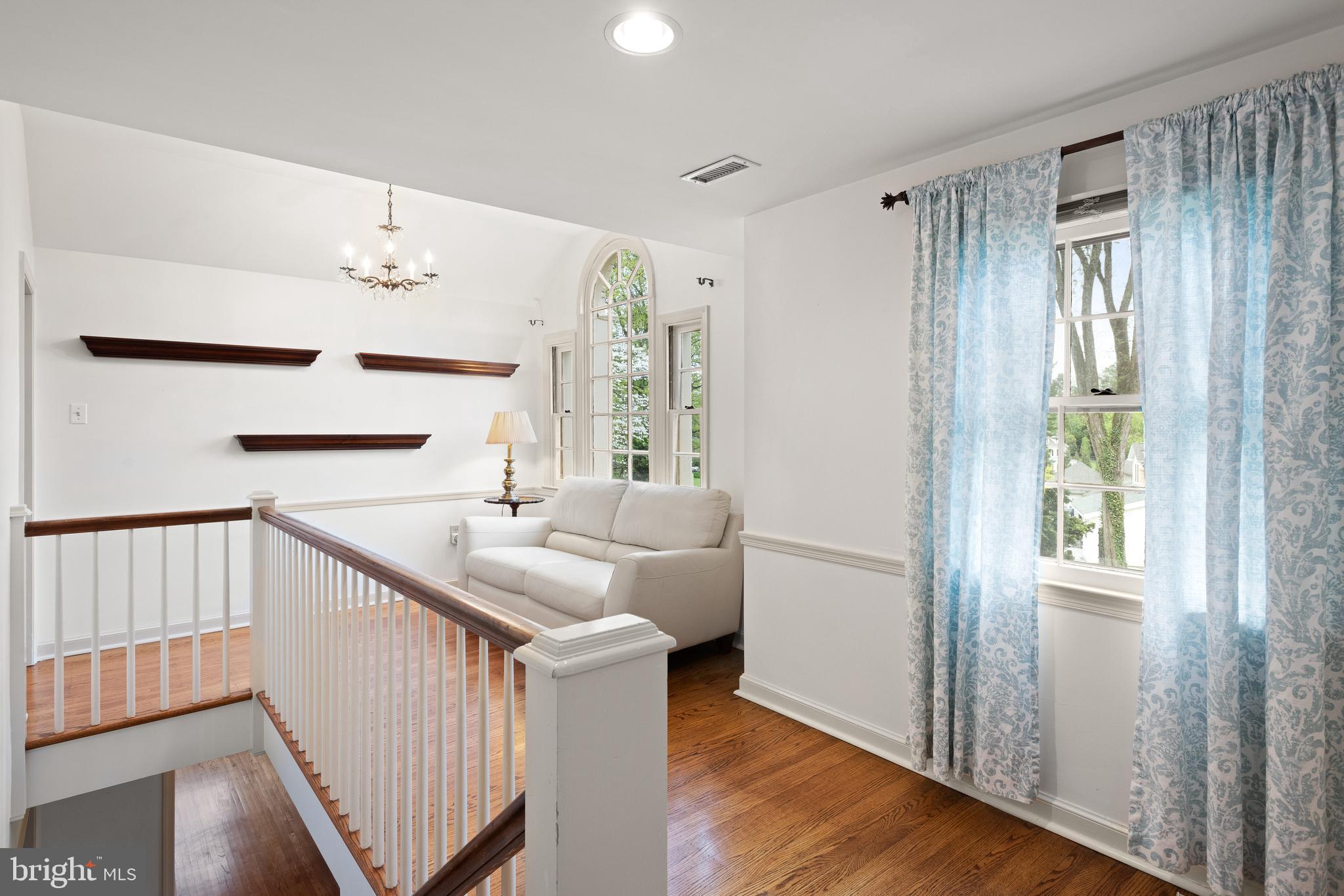 BRYN MAWR - Residential