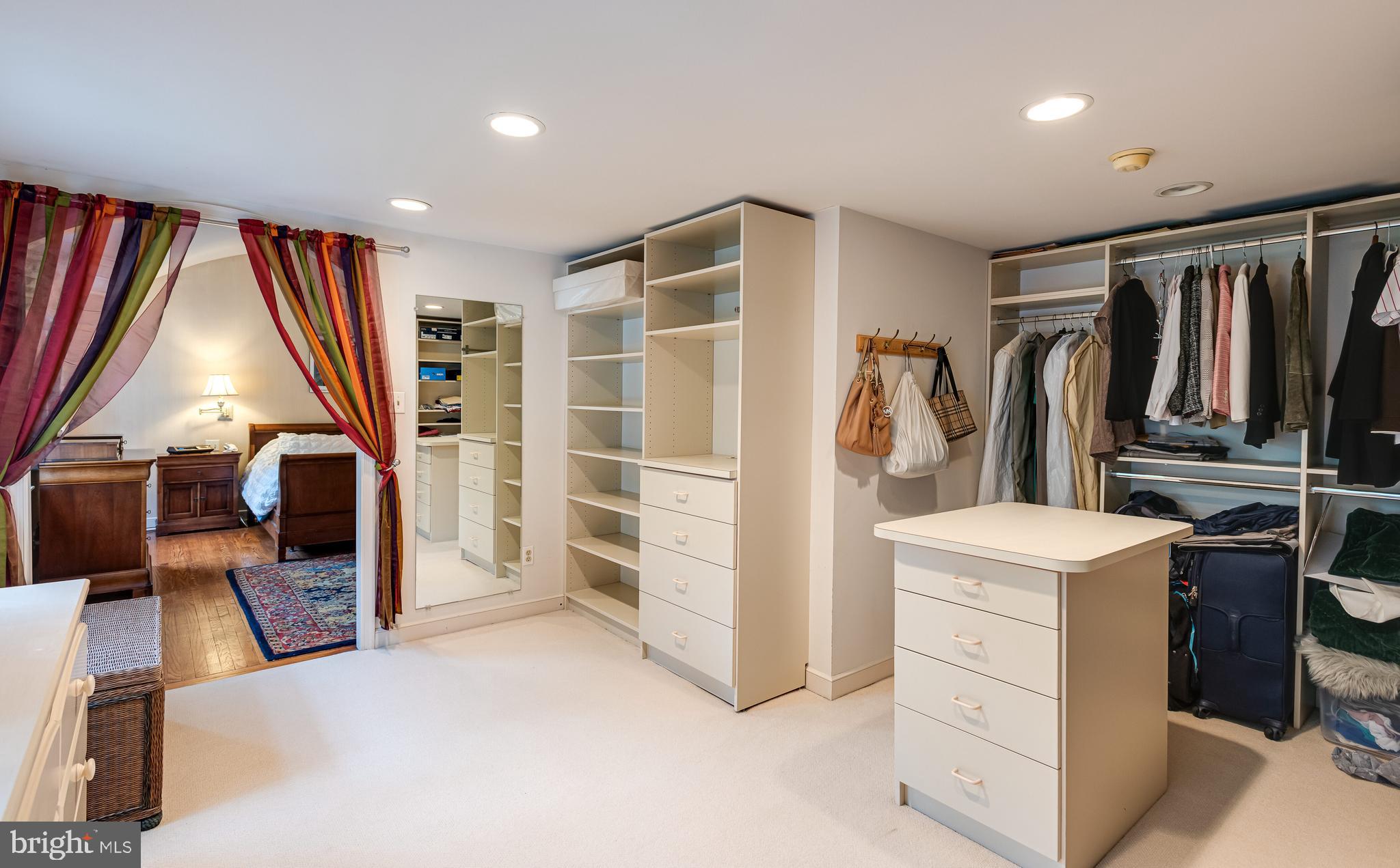 BRYN MAWR - Residential