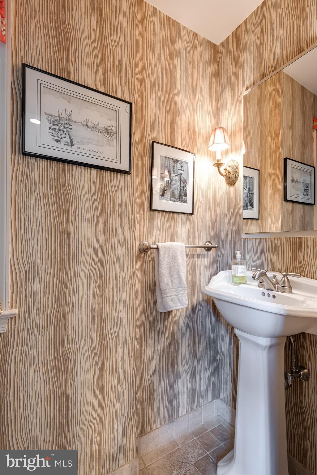 BRYN MAWR - Residential